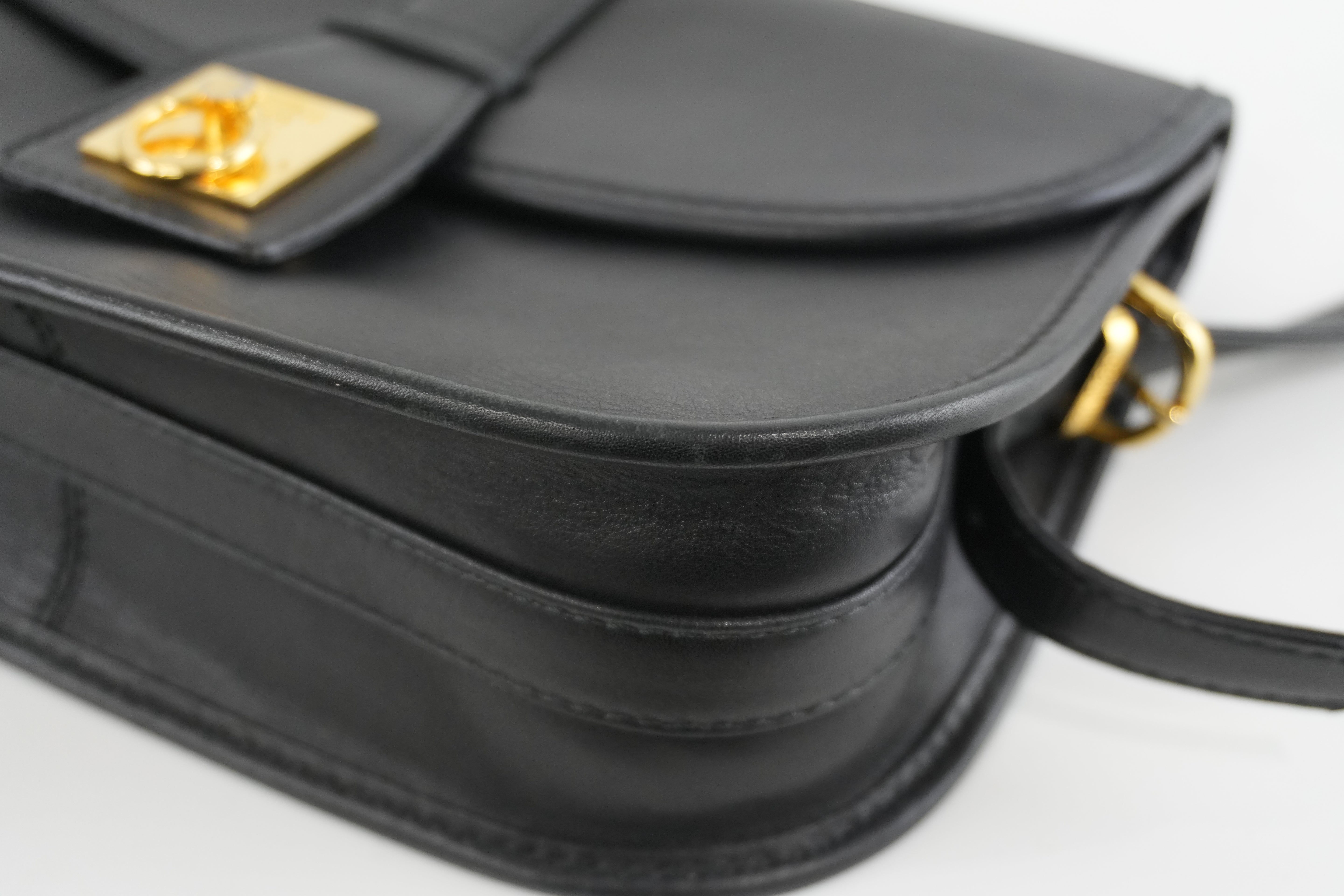 Celine Shoulder Bag Black Leather Used