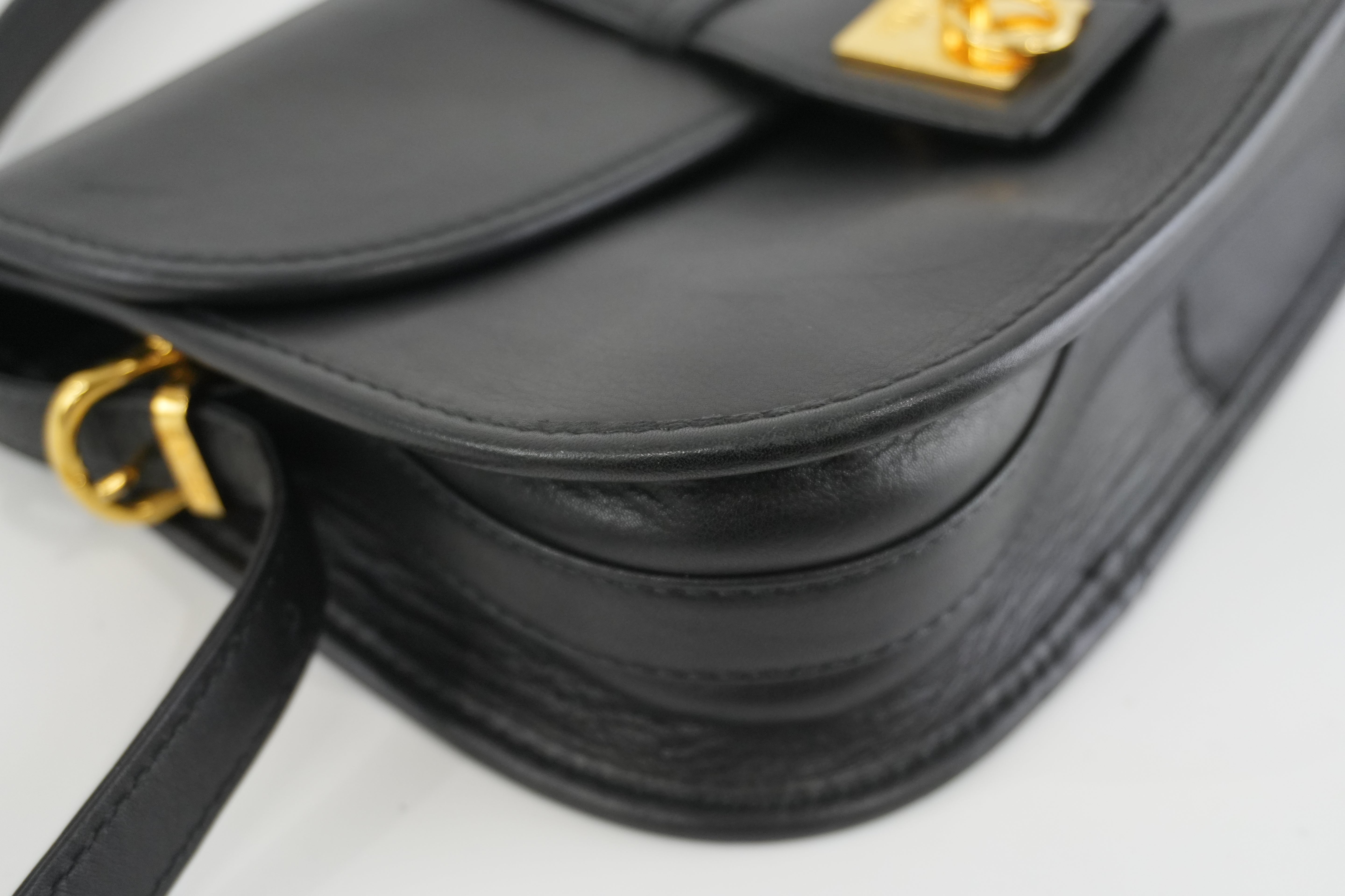 Celine Shoulder Bag Black Leather Used