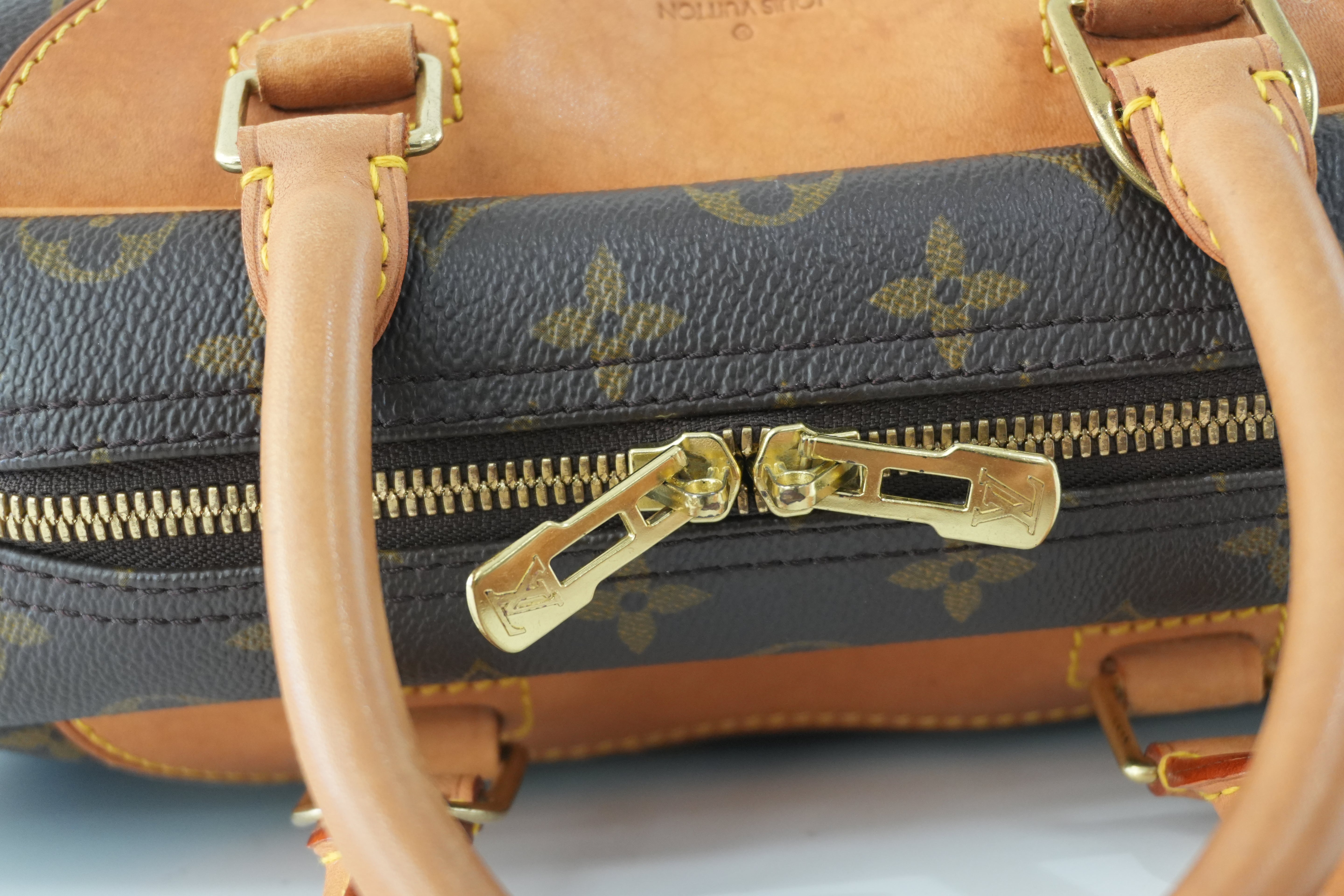 Pre-owned Louis Vuitton Monogram Deauville Handbag