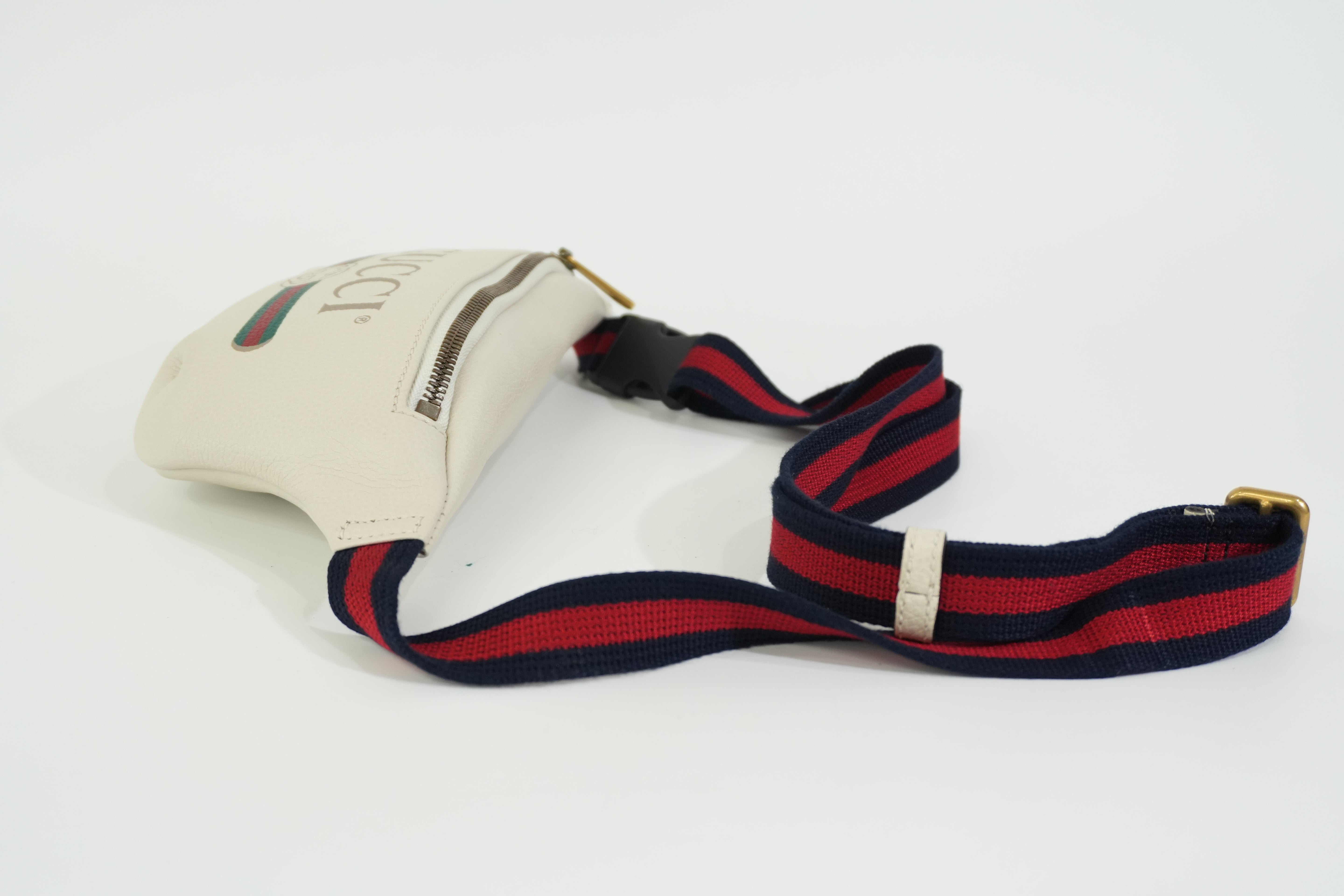 Pre-owned Gucci Body Bag White