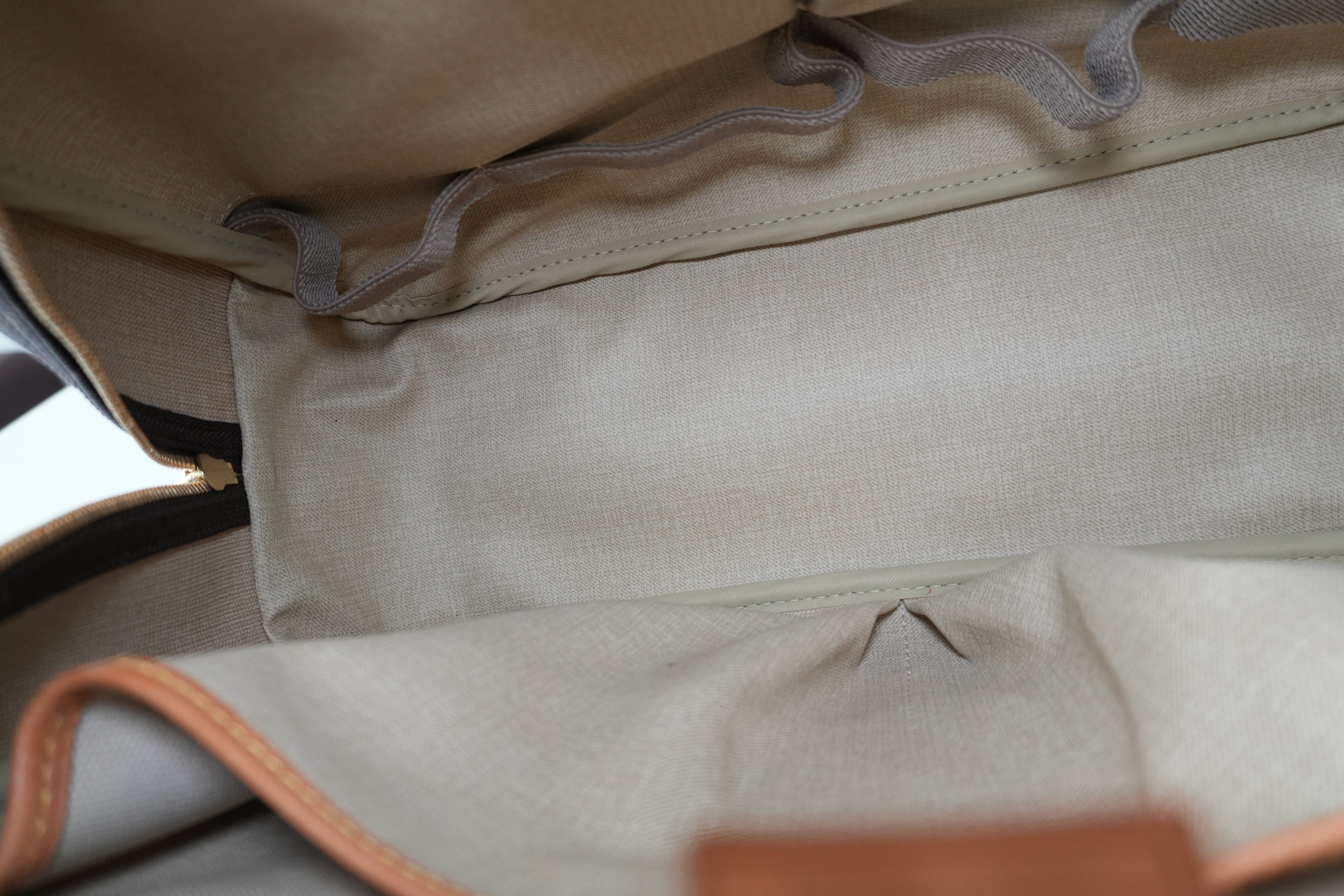 Pre-owned Louis Vuitton Monogram Deauville Handbag