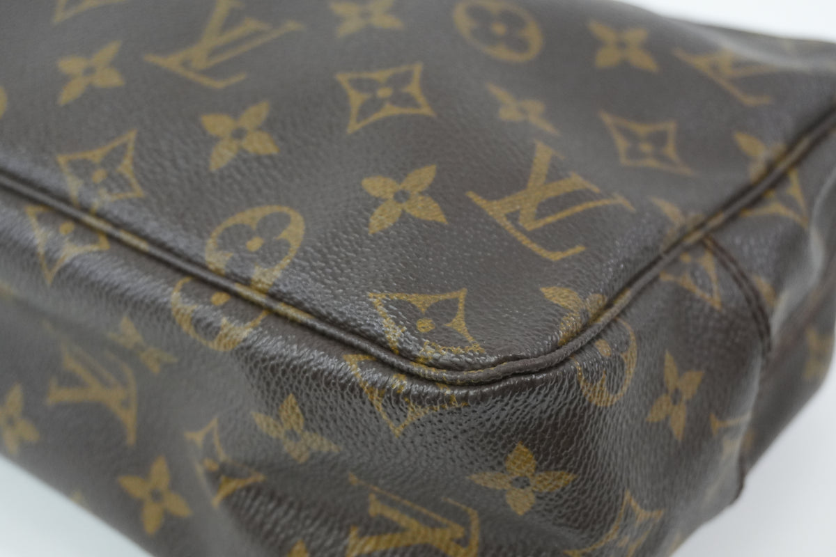 Pre-Owned Louis Vuitton Monogram Trousse 28 Pouch