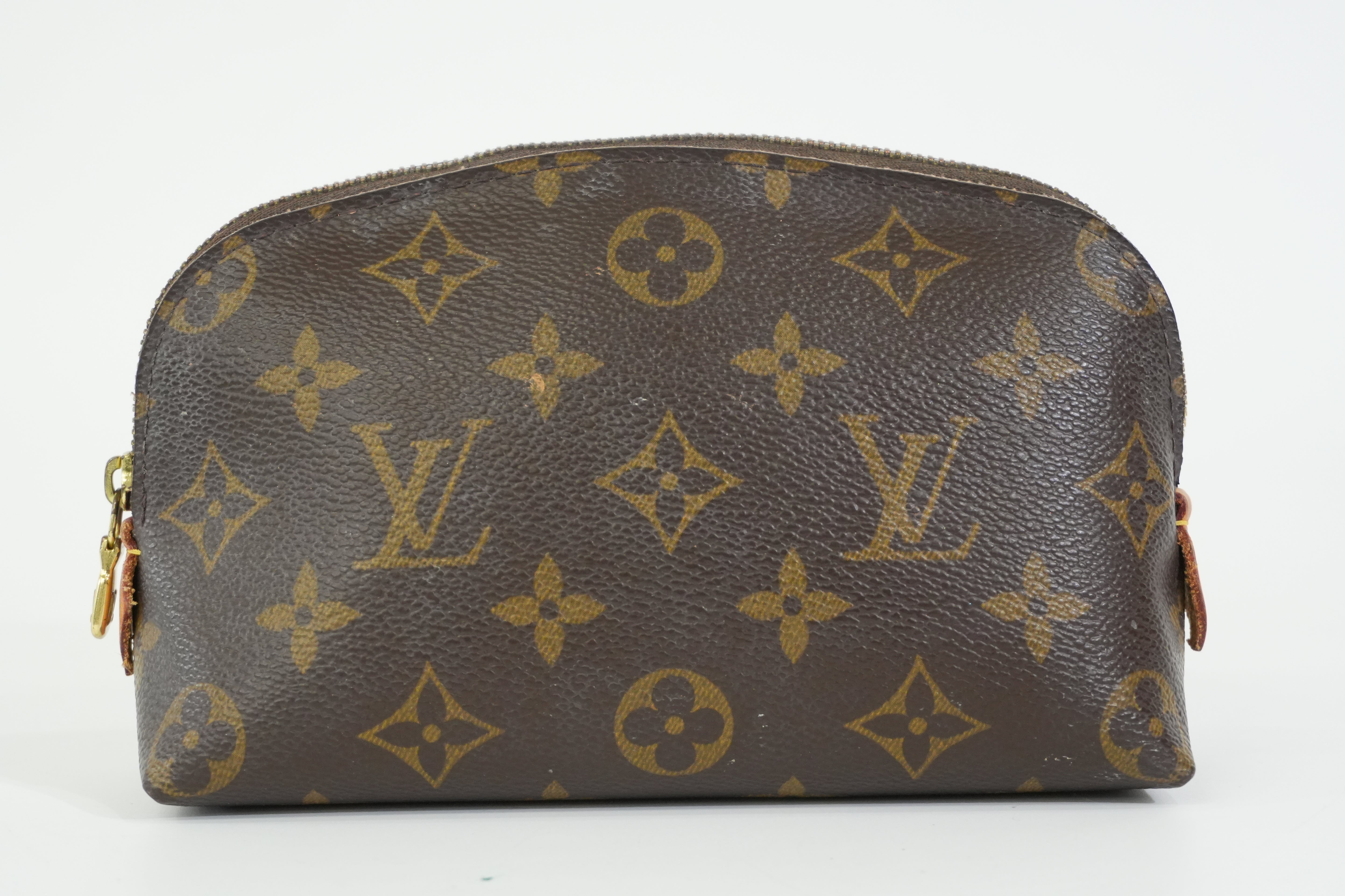 Pre-owned Louis Vuitton Monogram Cosmetic Pouch PM