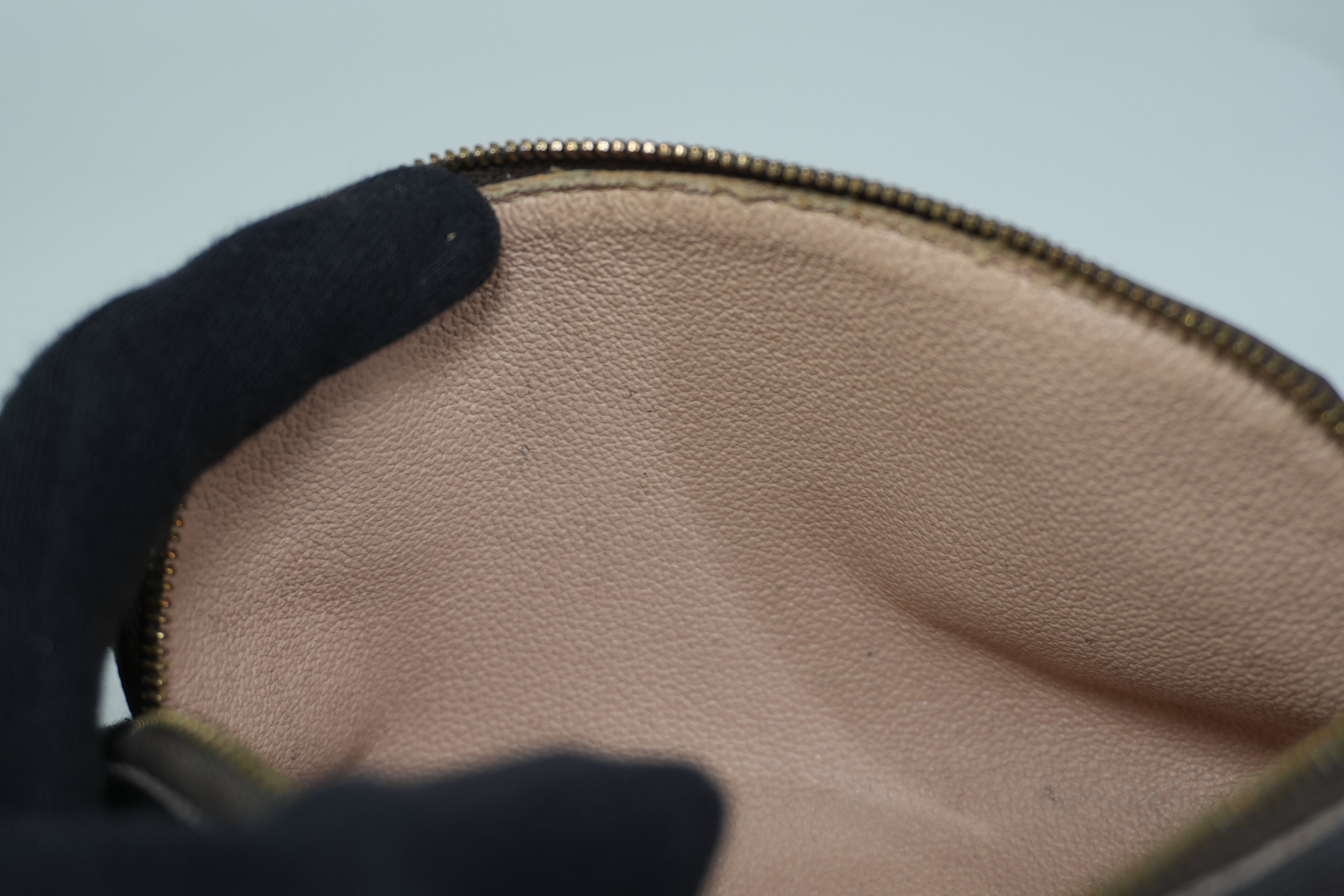 Pre-owned Louis Vuitton Monogram Cosmetic Pouch PM