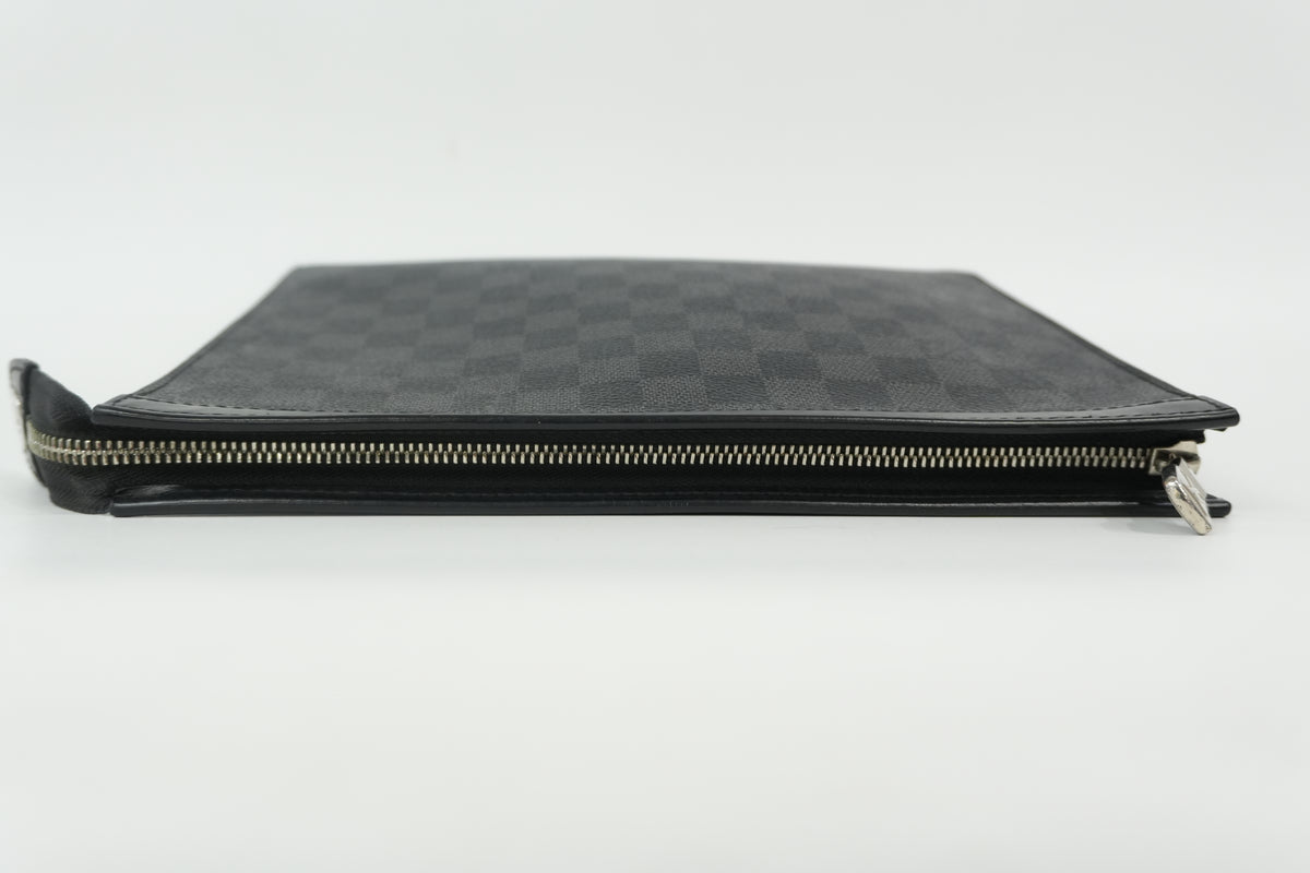 Pre-Owned Louis Vuitton Damier Graphite Pochette Voyage Clutch