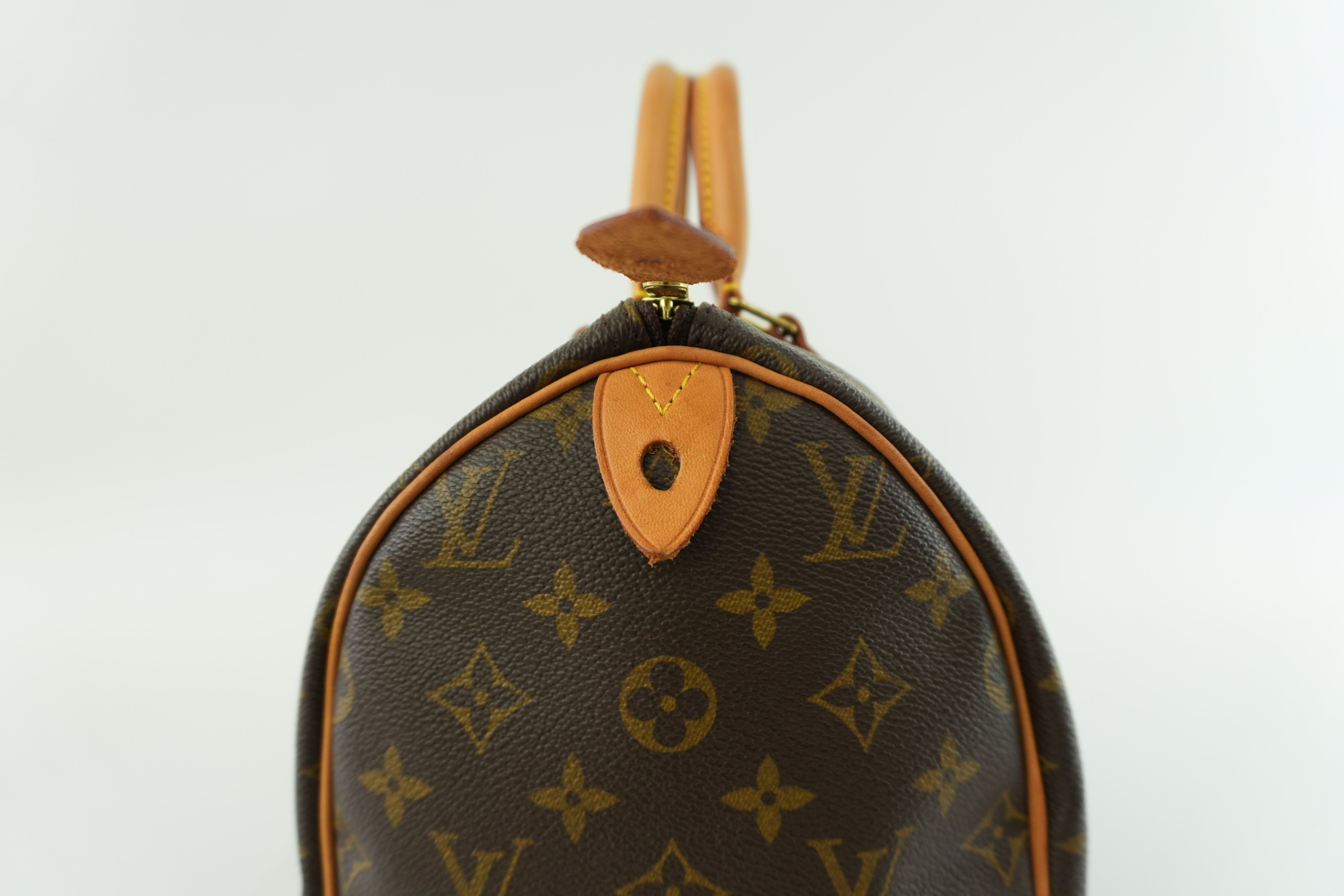 Louis Vuitton Monogram Speedy 30 Handbag Used