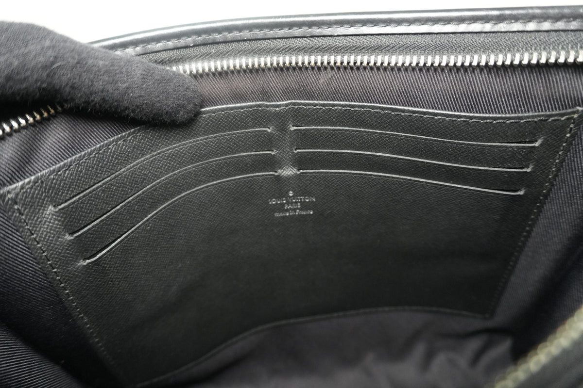 Pre-Owned Louis Vuitton Damier Graphite Pochette Voyage Clutch