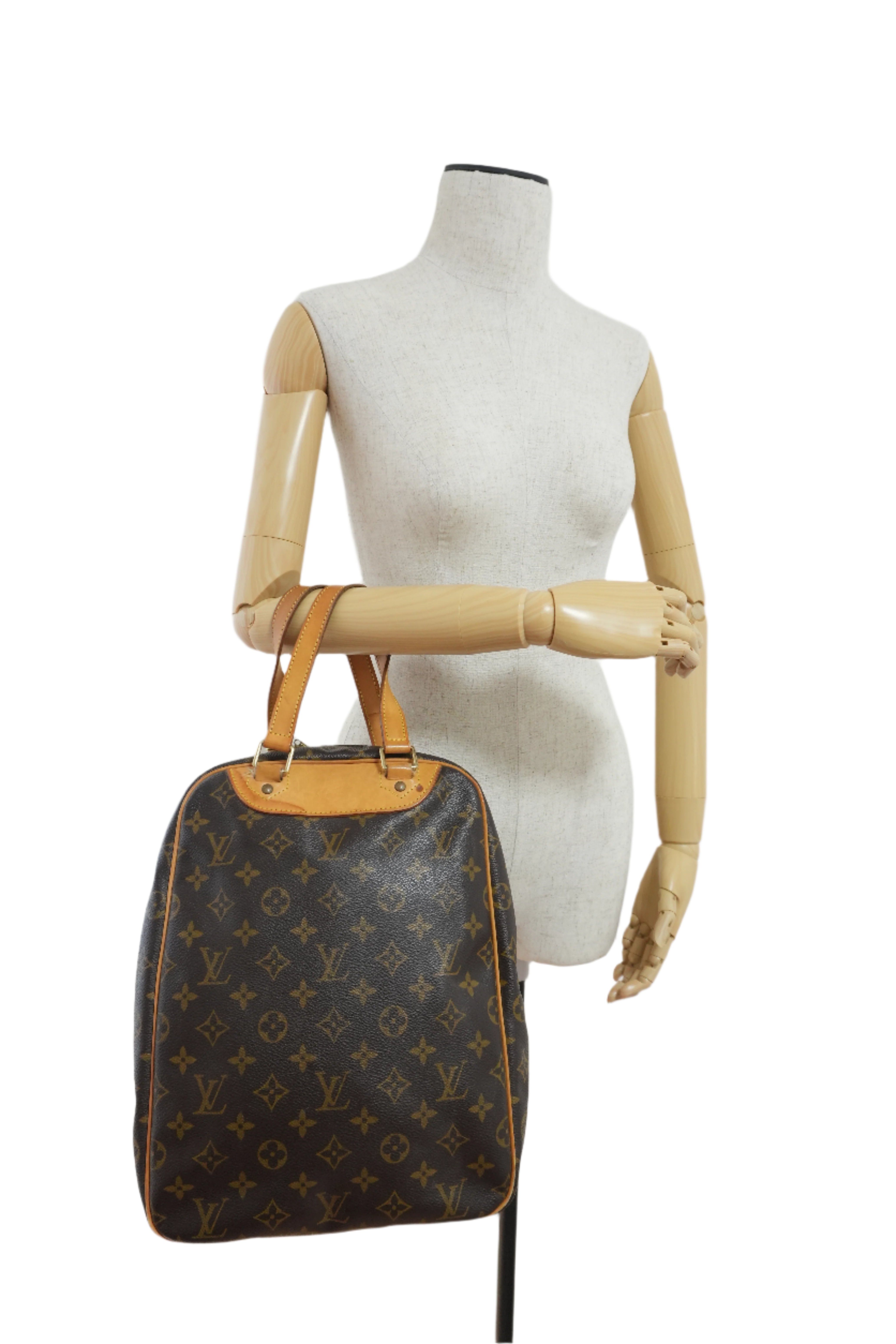 Louis Vuitton Excursion Sports Bag Used