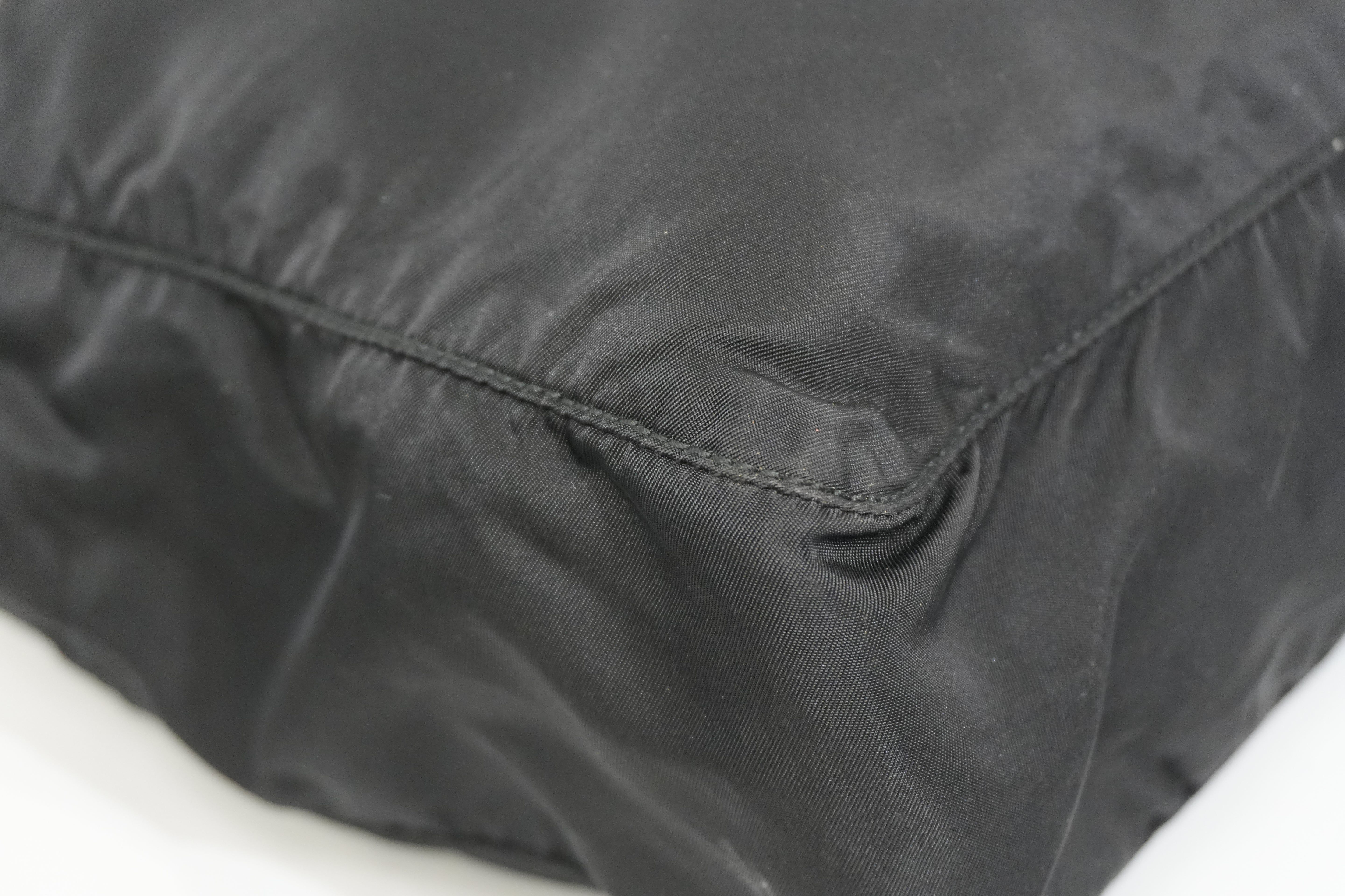 Pre-owned Prada Handbag Black