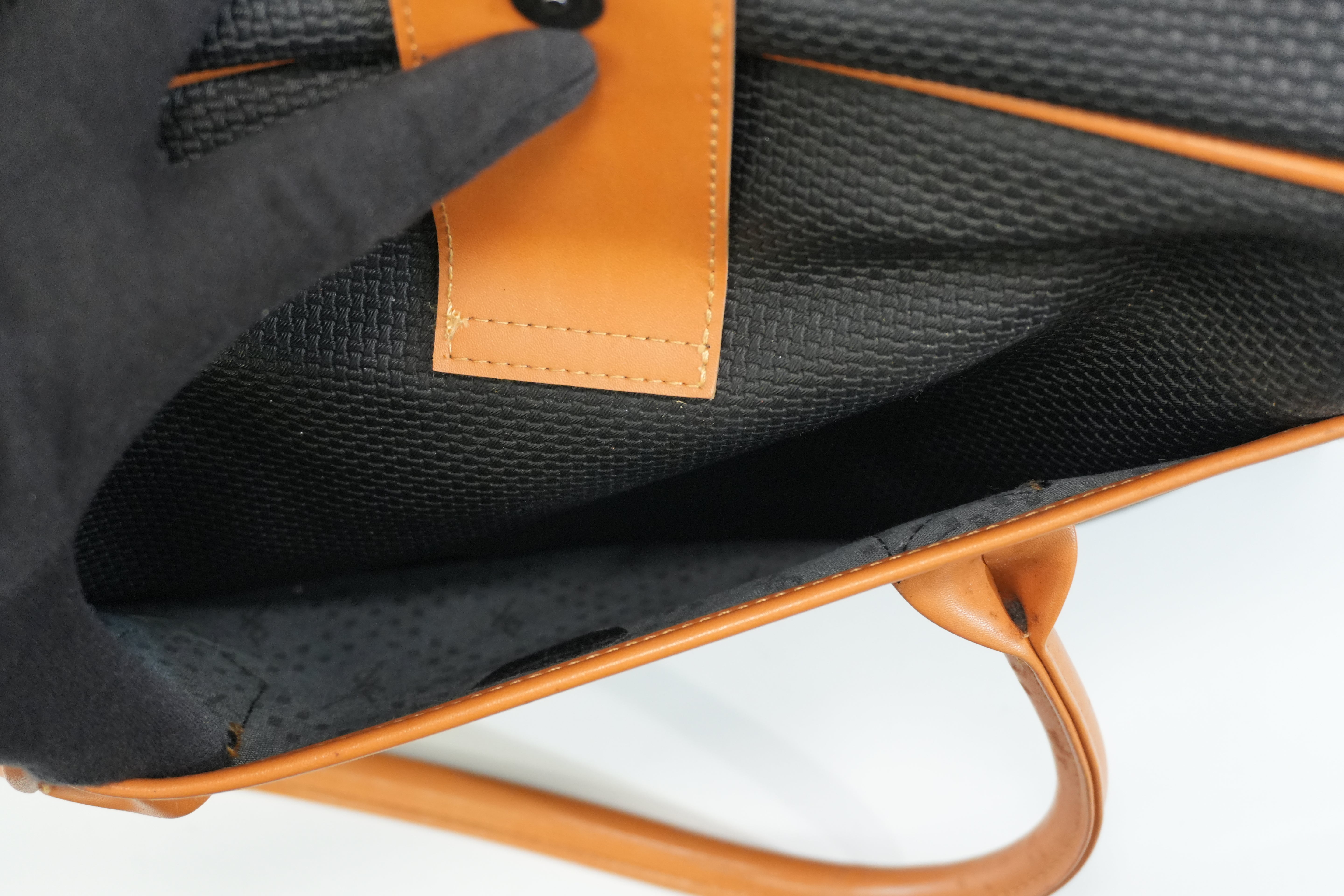 Pre-owned Saint Laurent Travel Boston Bag Black