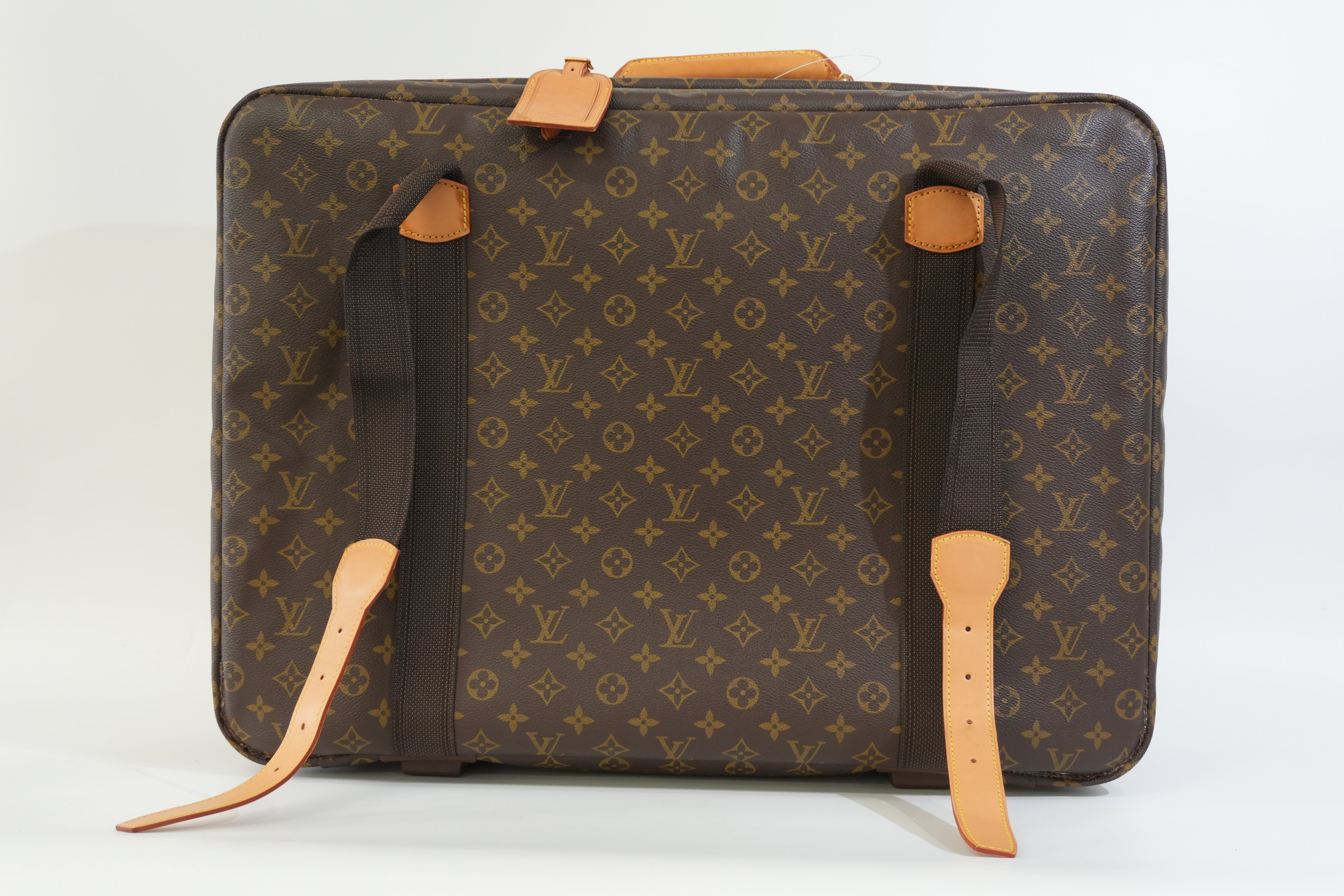 Pre-owned Louis Vuitton Satellite 60 Suitcase