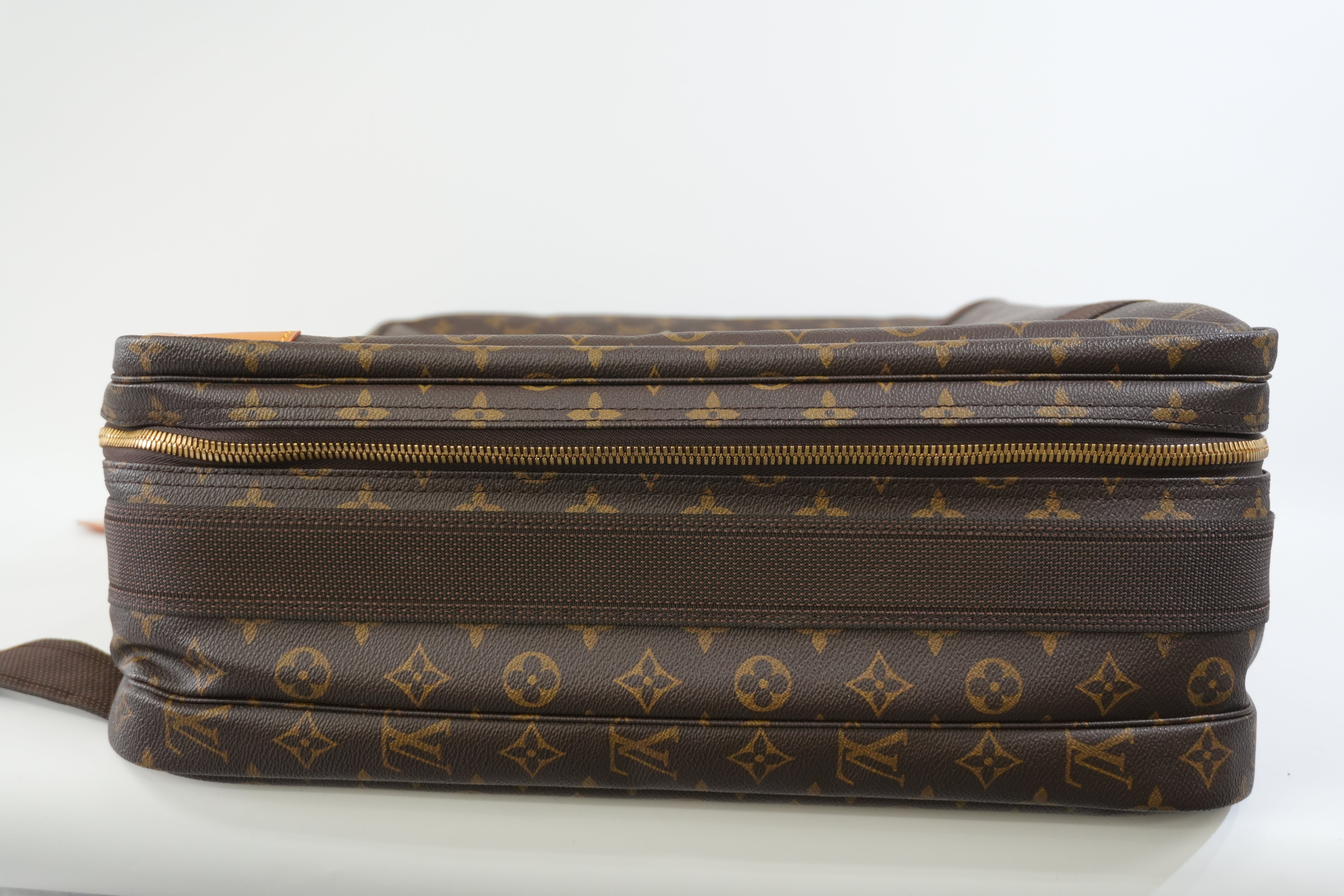 Pre-owned Louis Vuitton Satellite 60 Suitcase