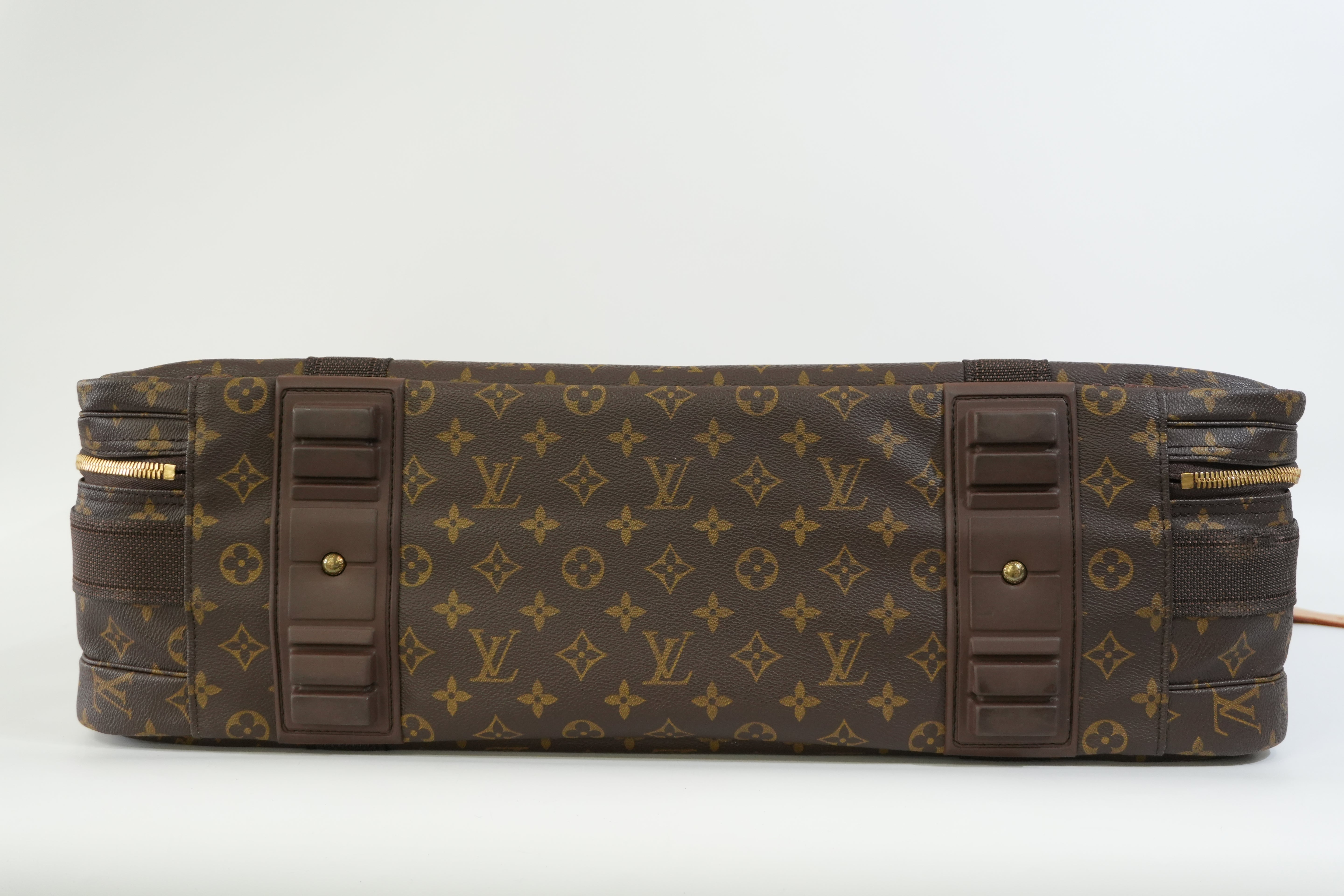 Pre-owned Louis Vuitton Satellite 60 Suitcase