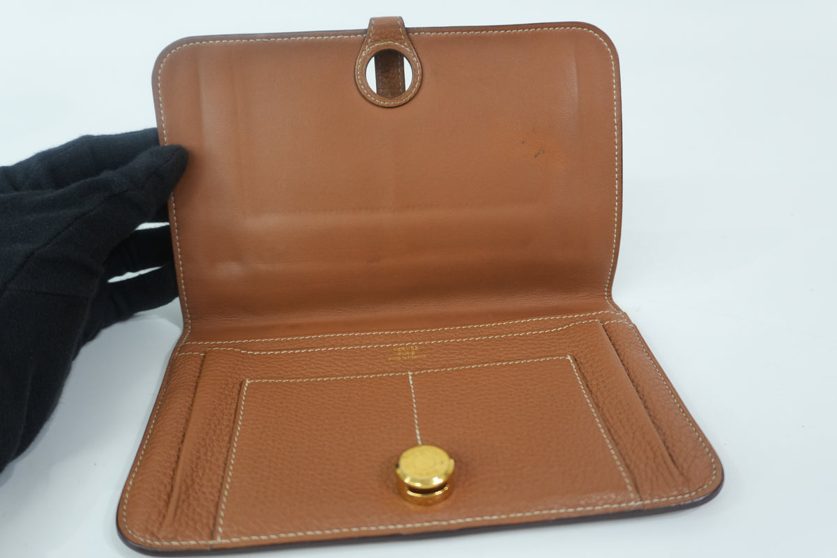 Pre-Owned Hermes Dogon Wallet Brown