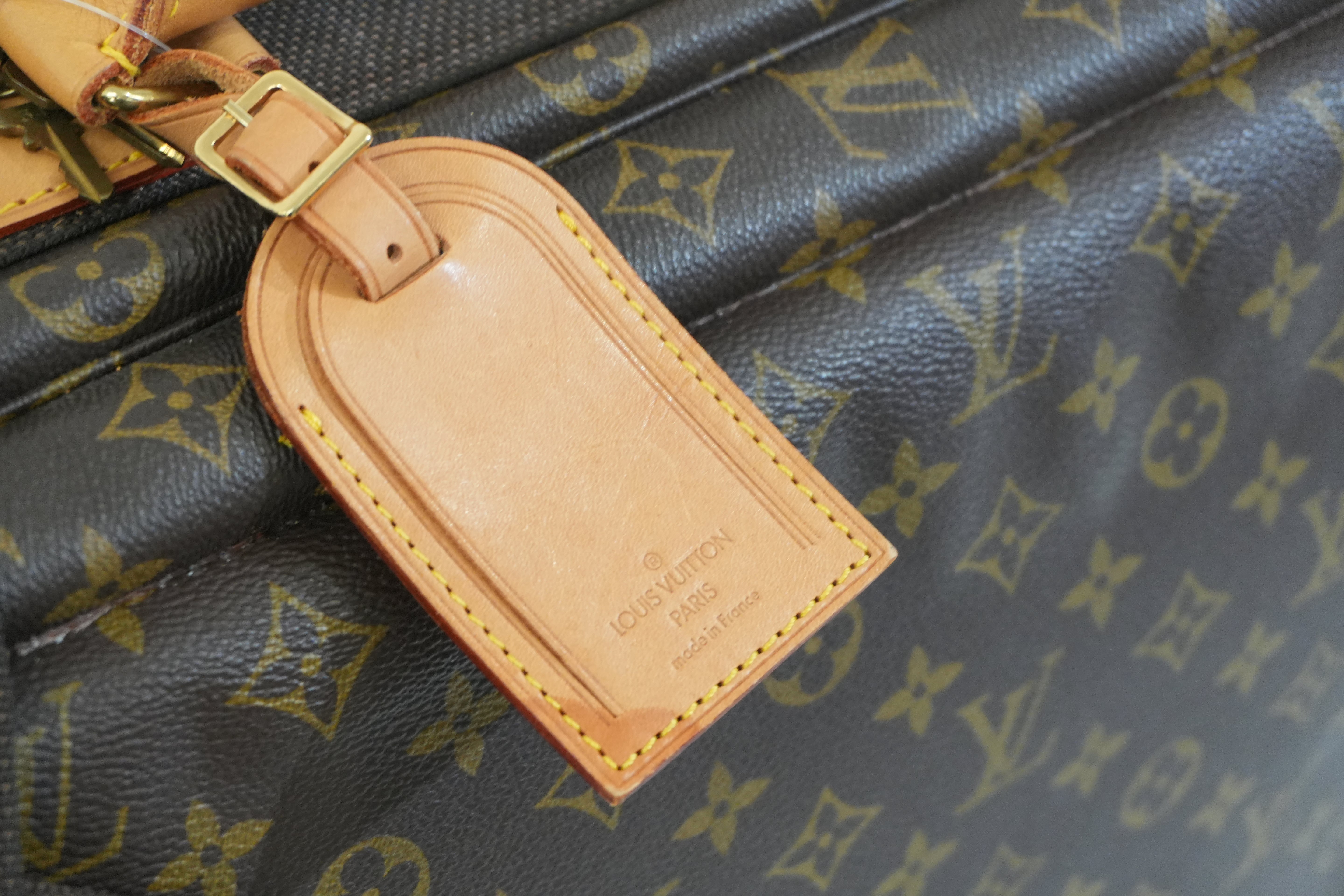 Pre-owned Louis Vuitton Satellite 60 Suitcase