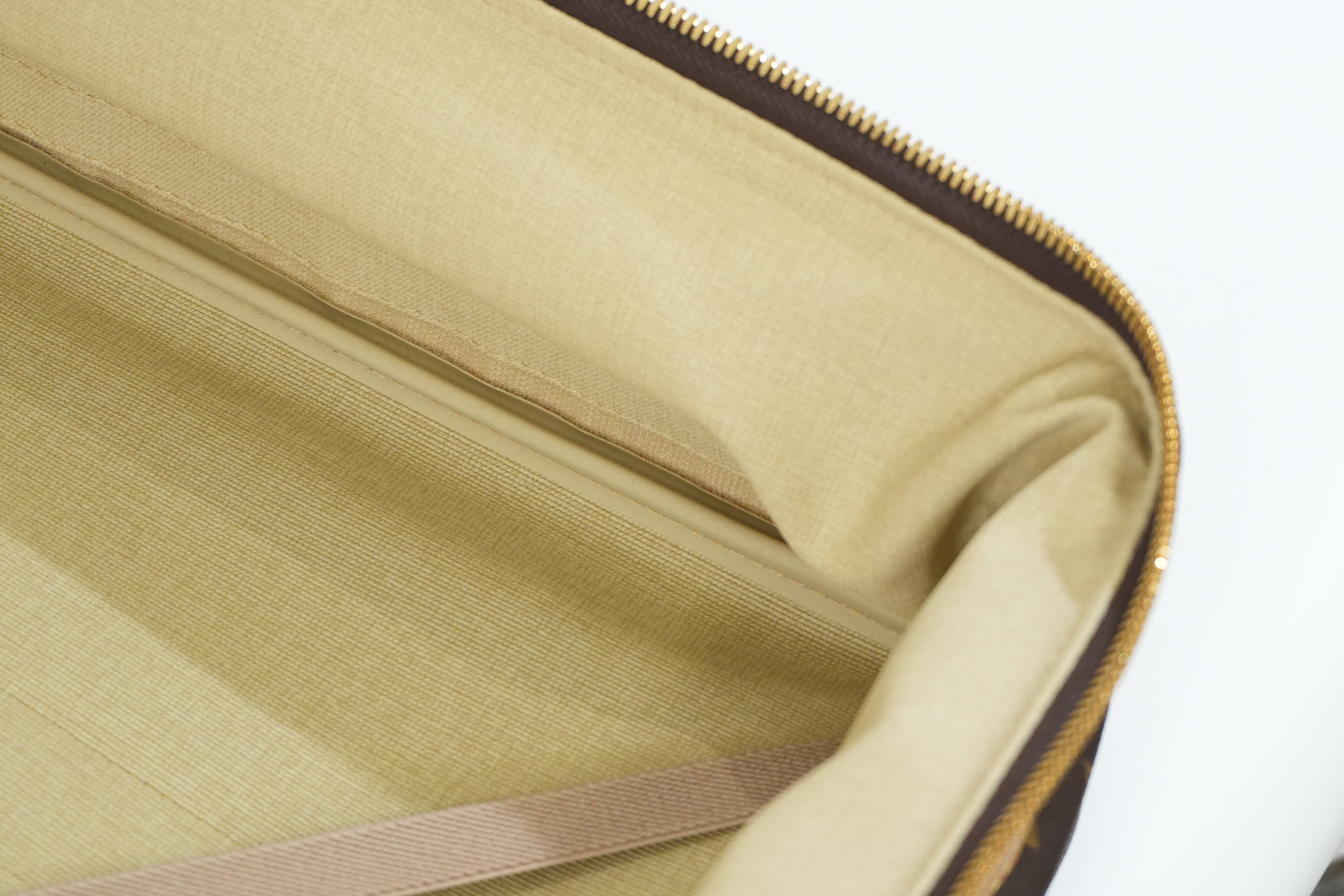 Pre-owned Louis Vuitton Satellite 60 Suitcase