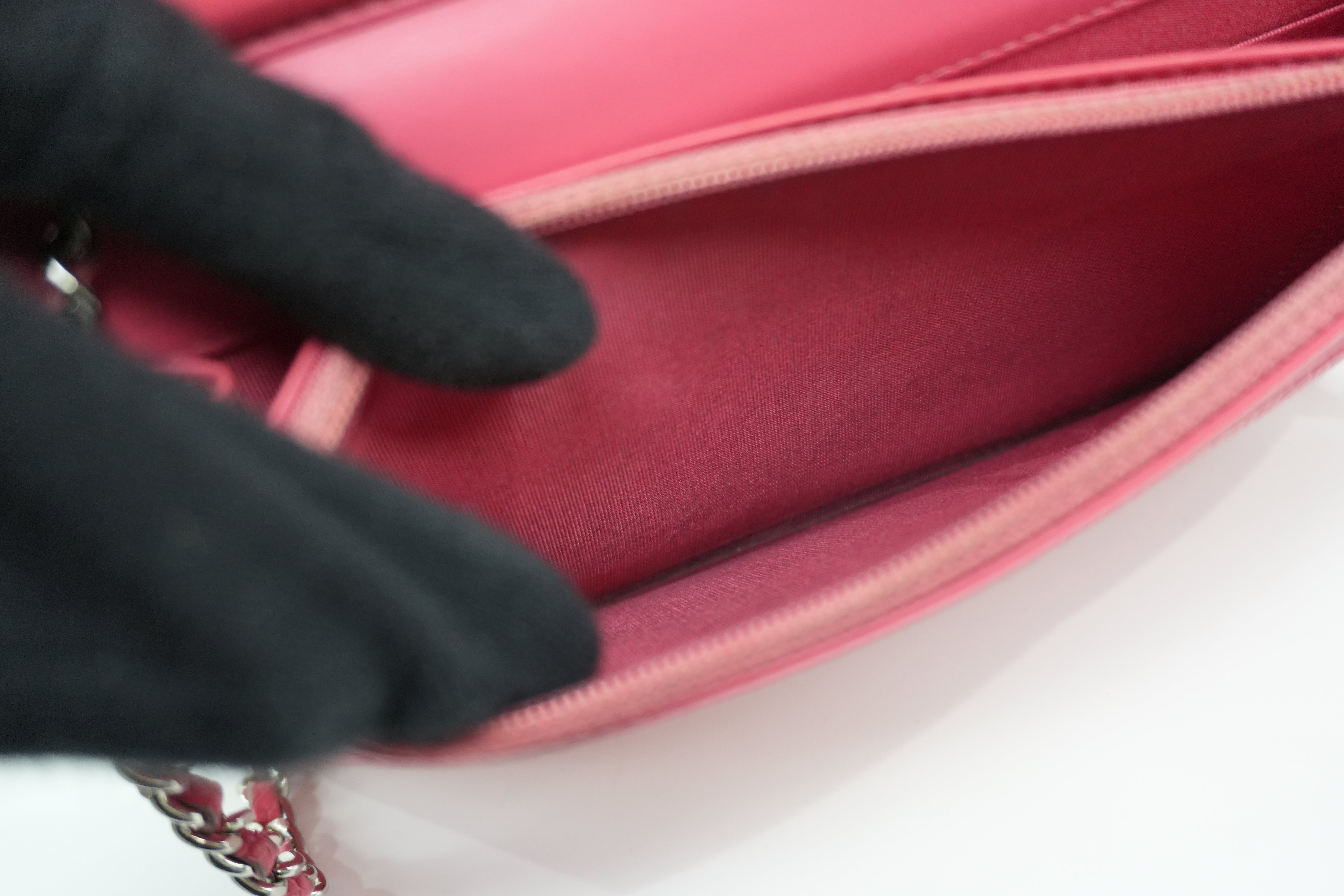 Chanel Caviar Wallet on Chain Pink Used