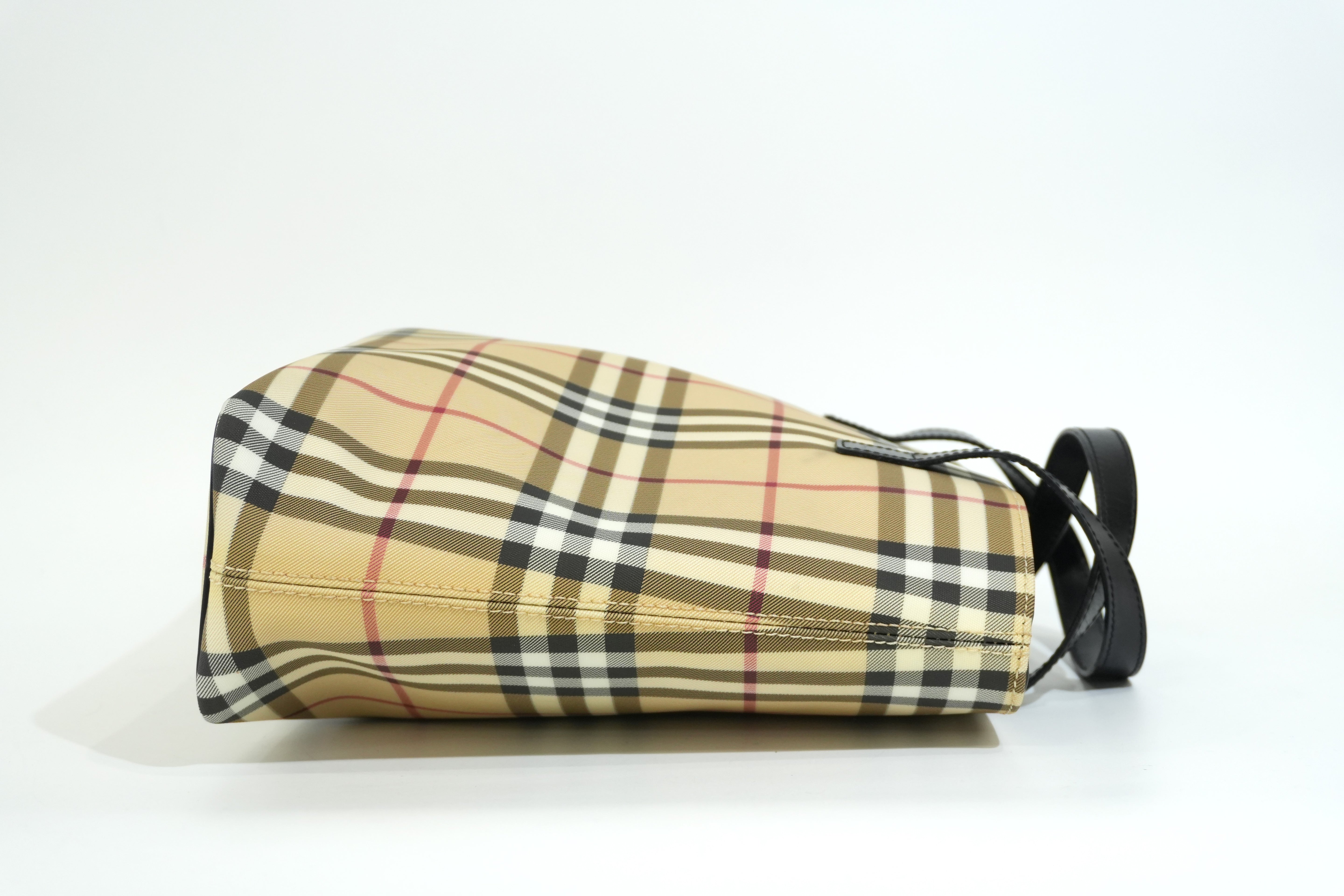 Pre-owned Burberry House Check Handbag Beige