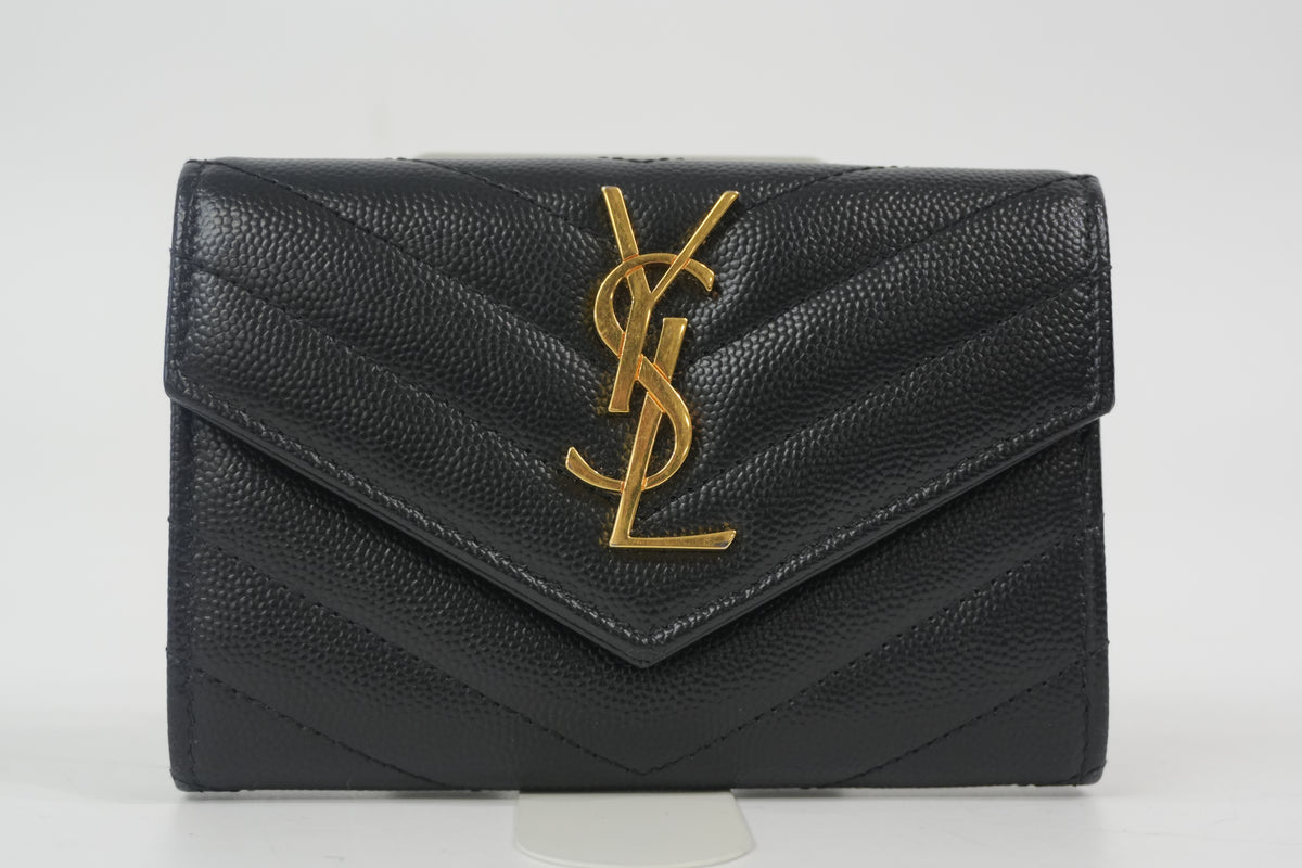 Pre-Owned Yves Saint Laurent Cassandre Matelasse Flap Card Case Black