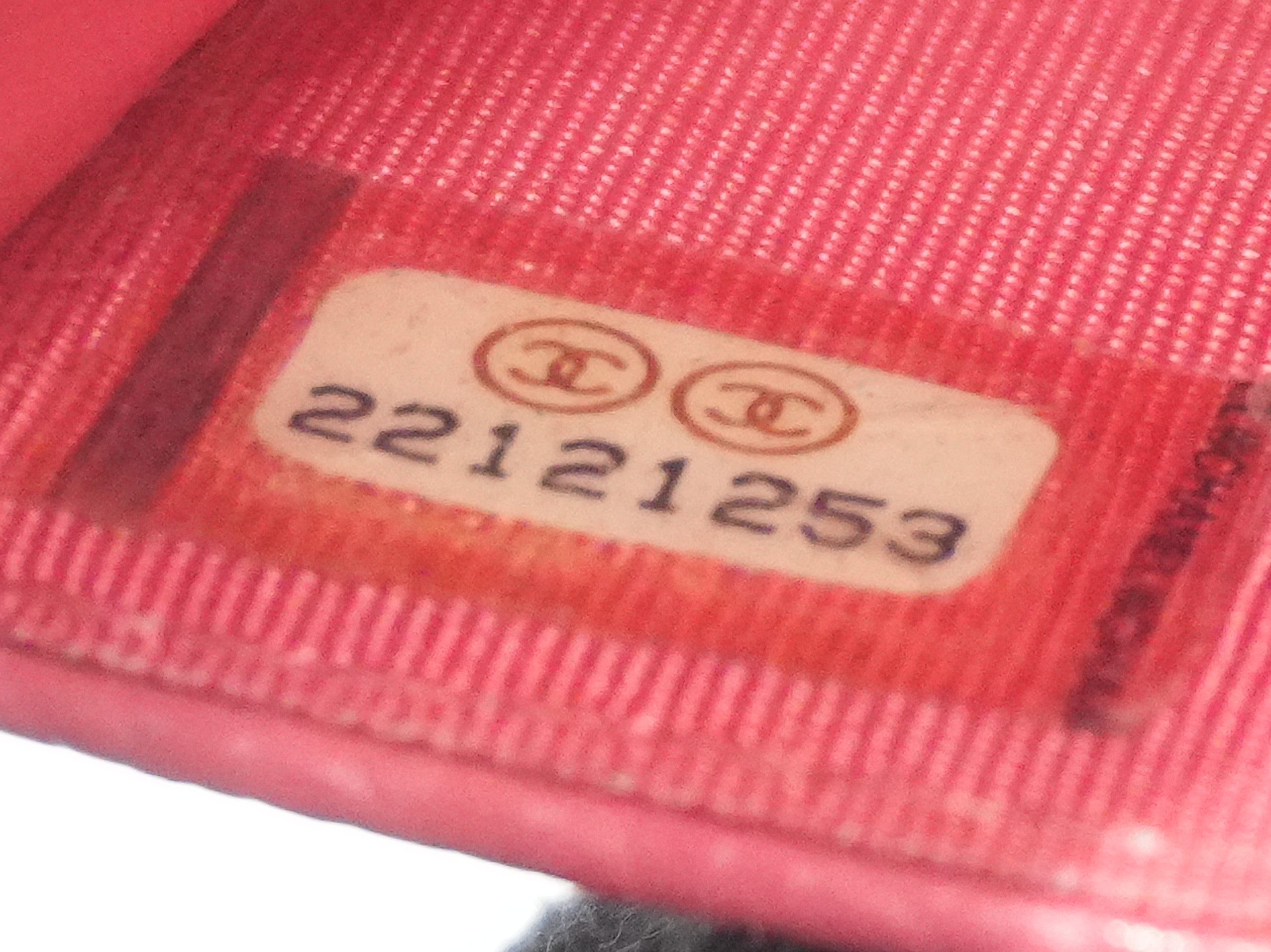 Chanel Caviar Wallet on Chain Pink Used