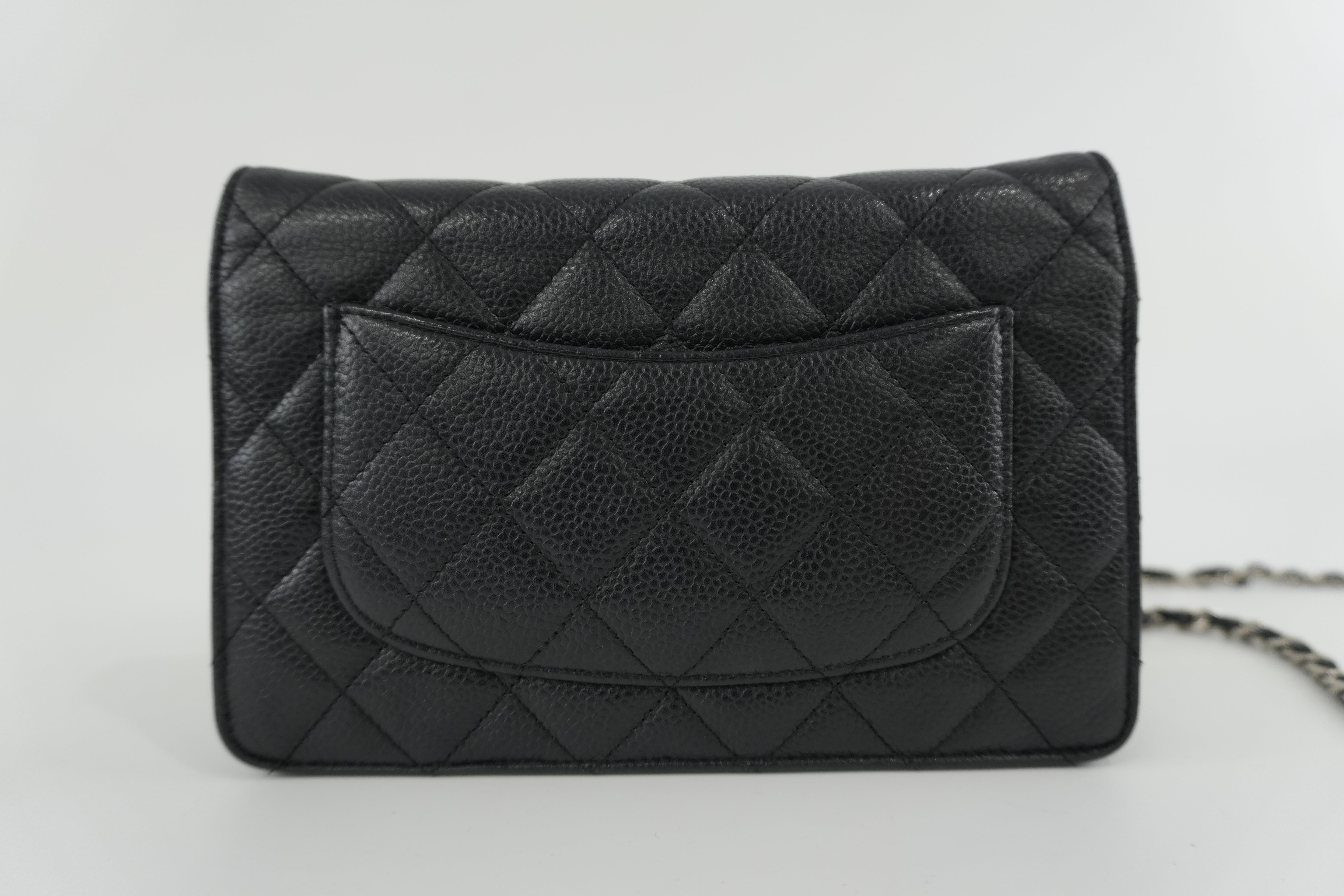 Chanel Caviar Wallet on Chain Used