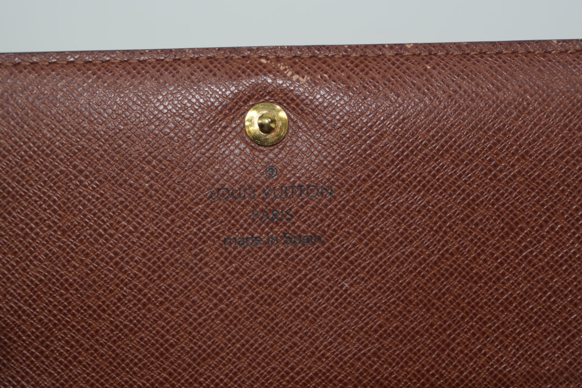 Pre-Owned Louis Vuitton Monogram Short Wallet