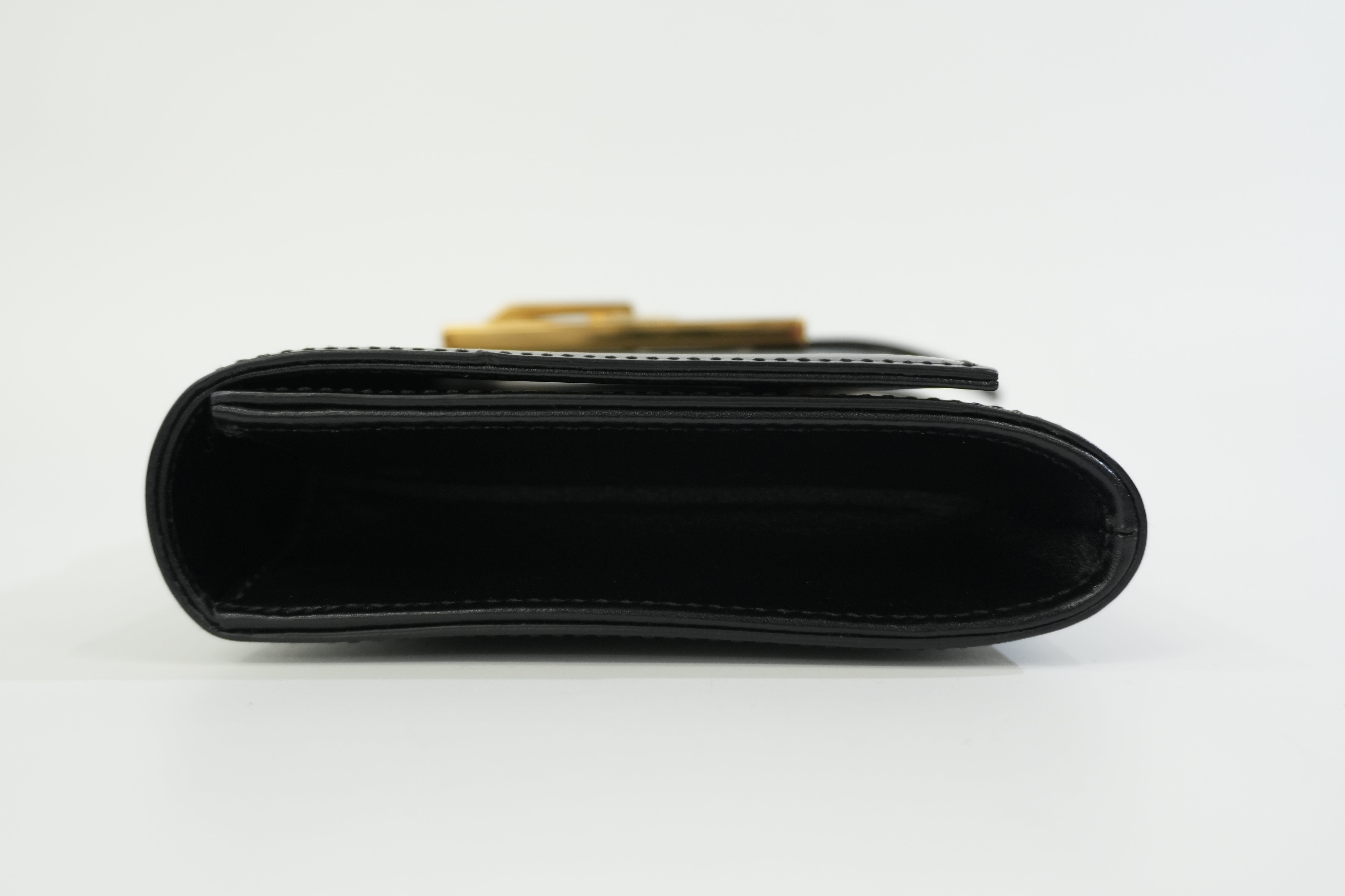 Gucci Leather Clutch Black Used