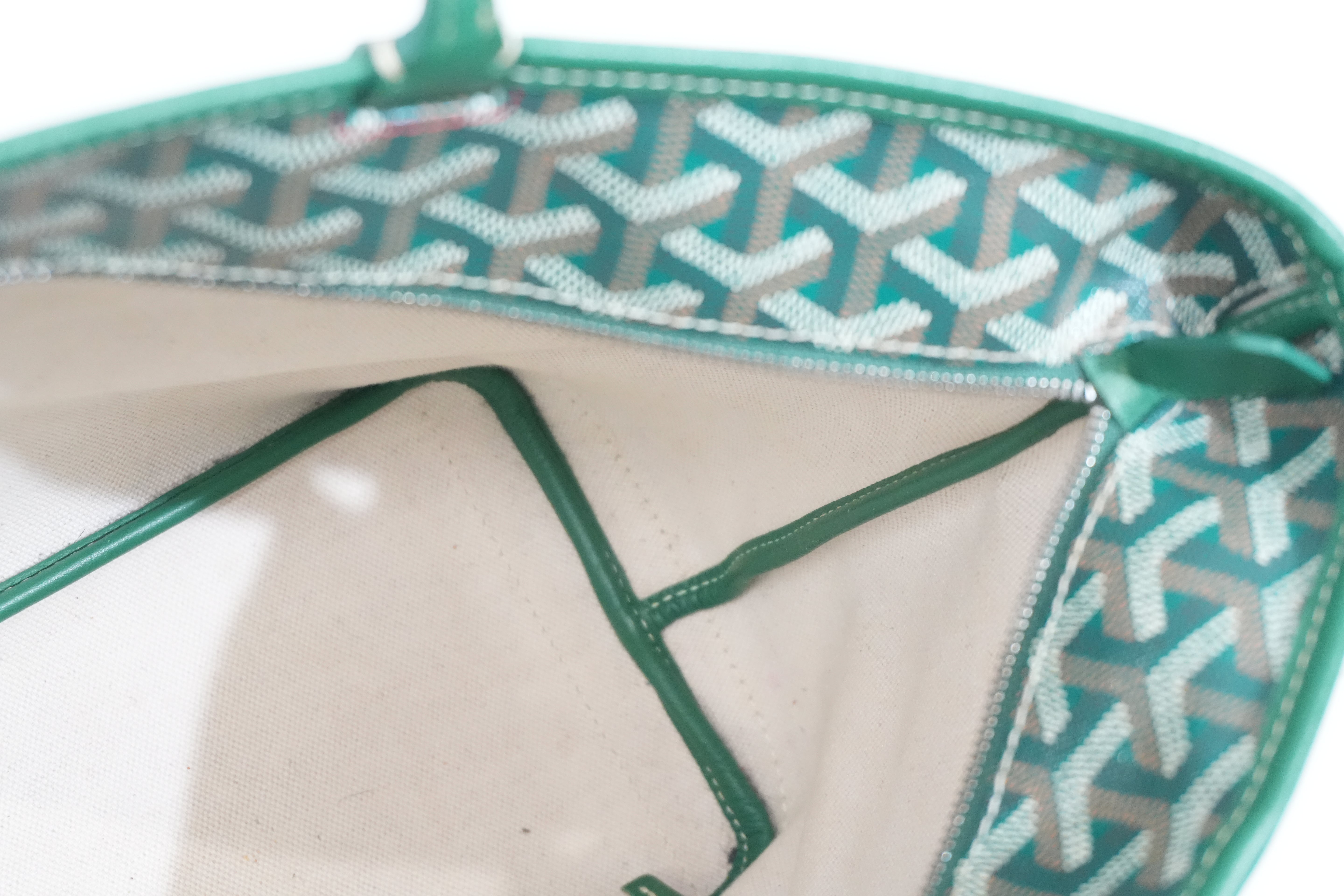 Pre-owned Goyard Artois PM Green