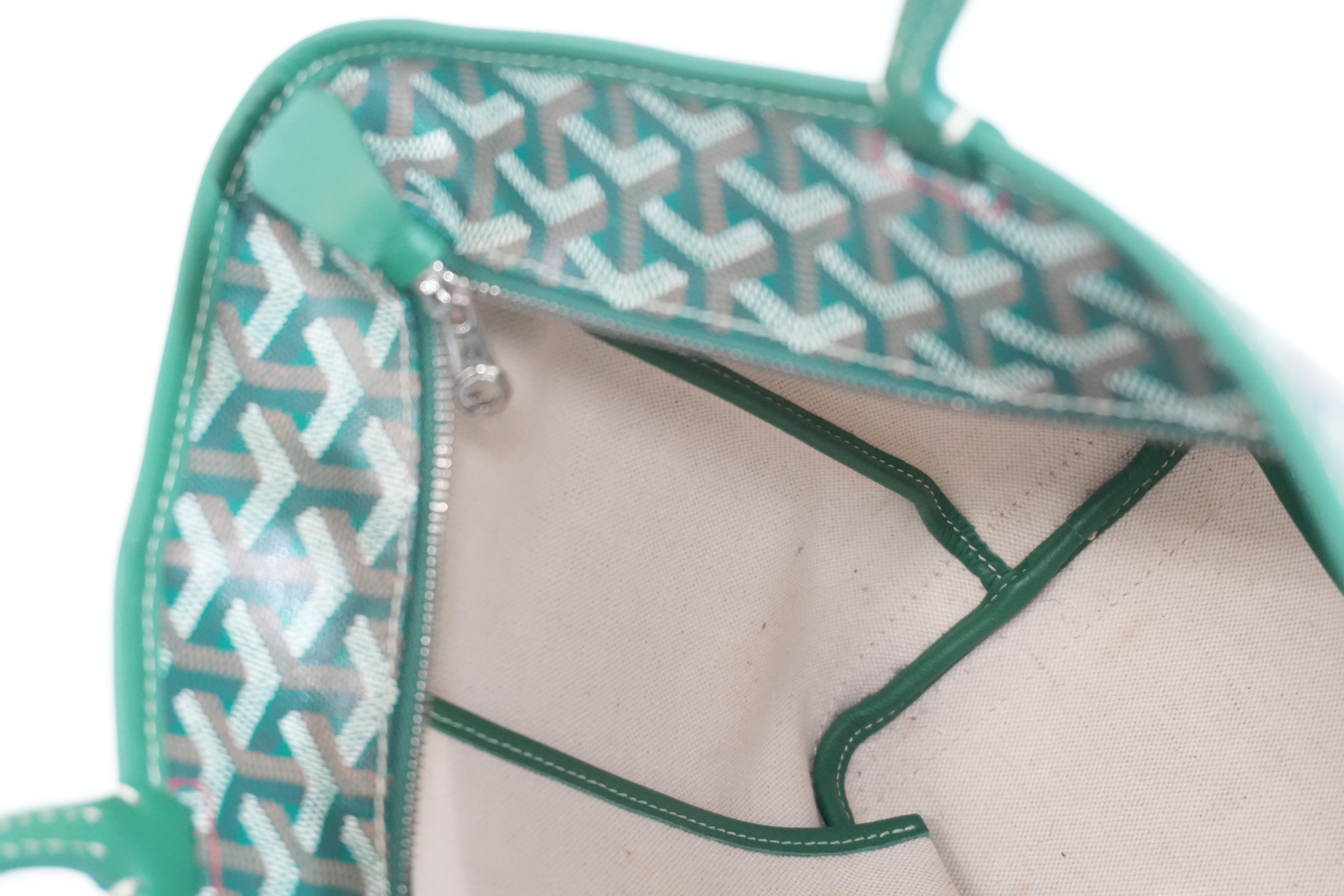 Pre-owned Goyard Artois PM Green