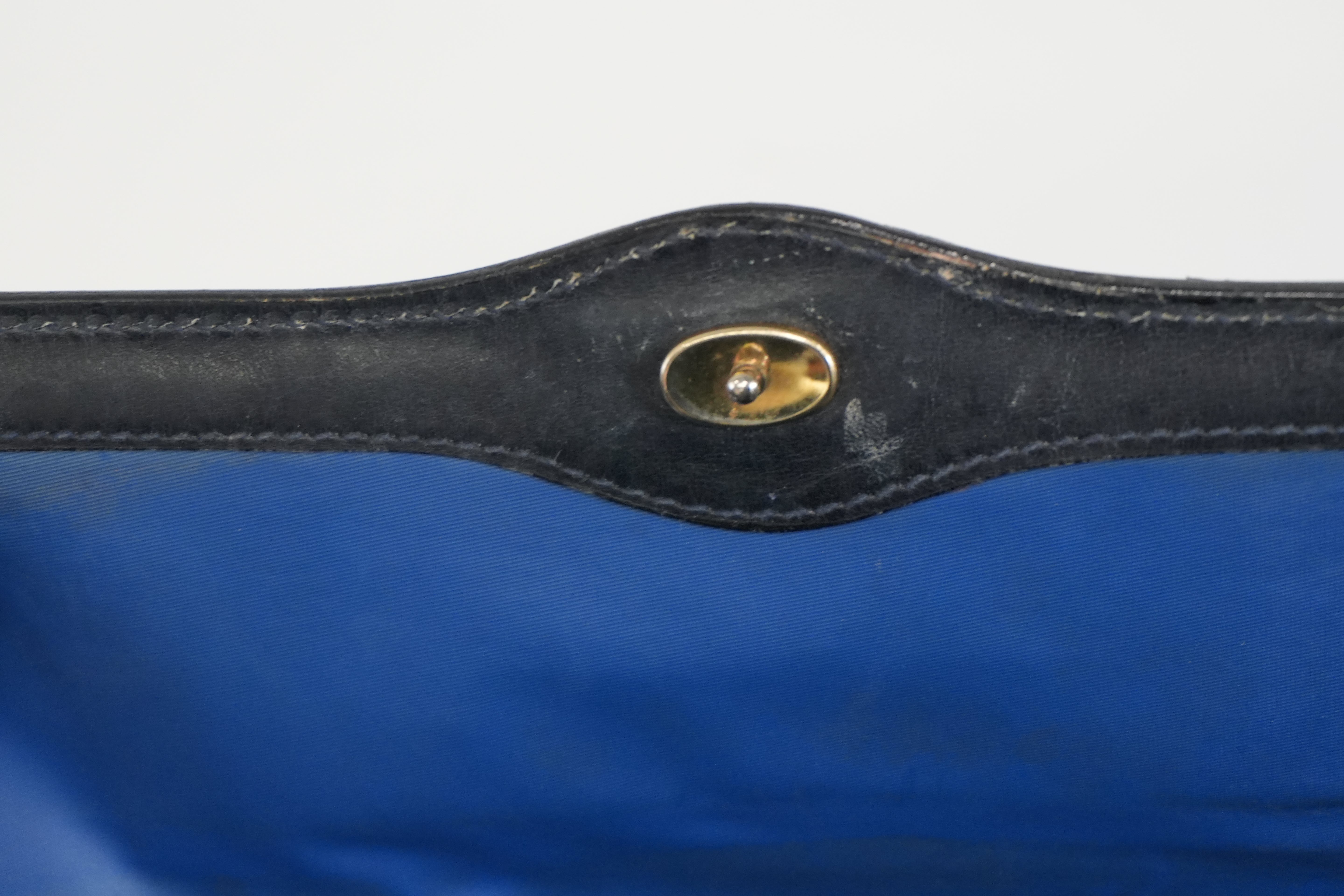 Pre-owned Gucci Vintage Flap Pouch Blue