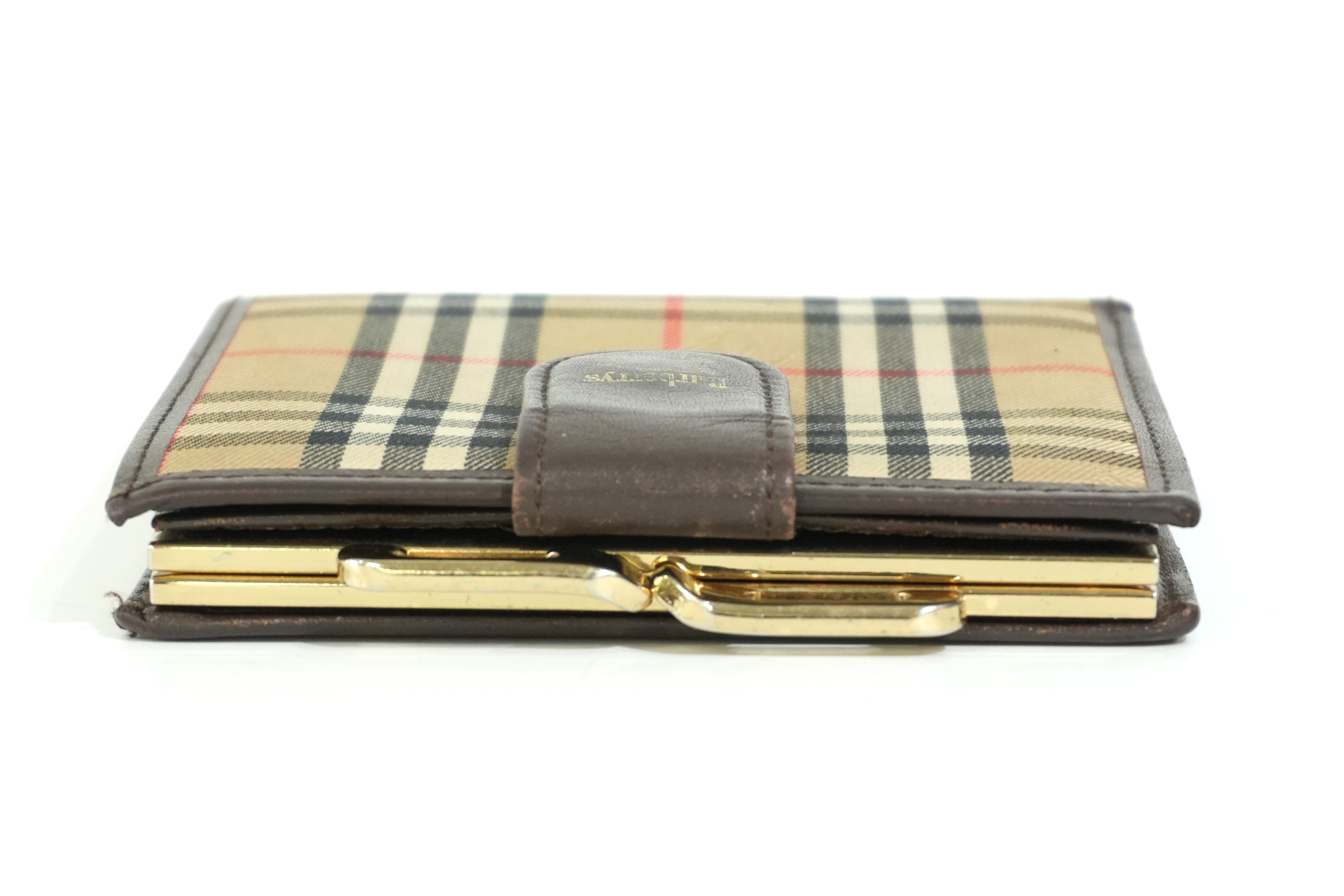 Pre-owned Burberry Haymarket Compact Wallet Brown