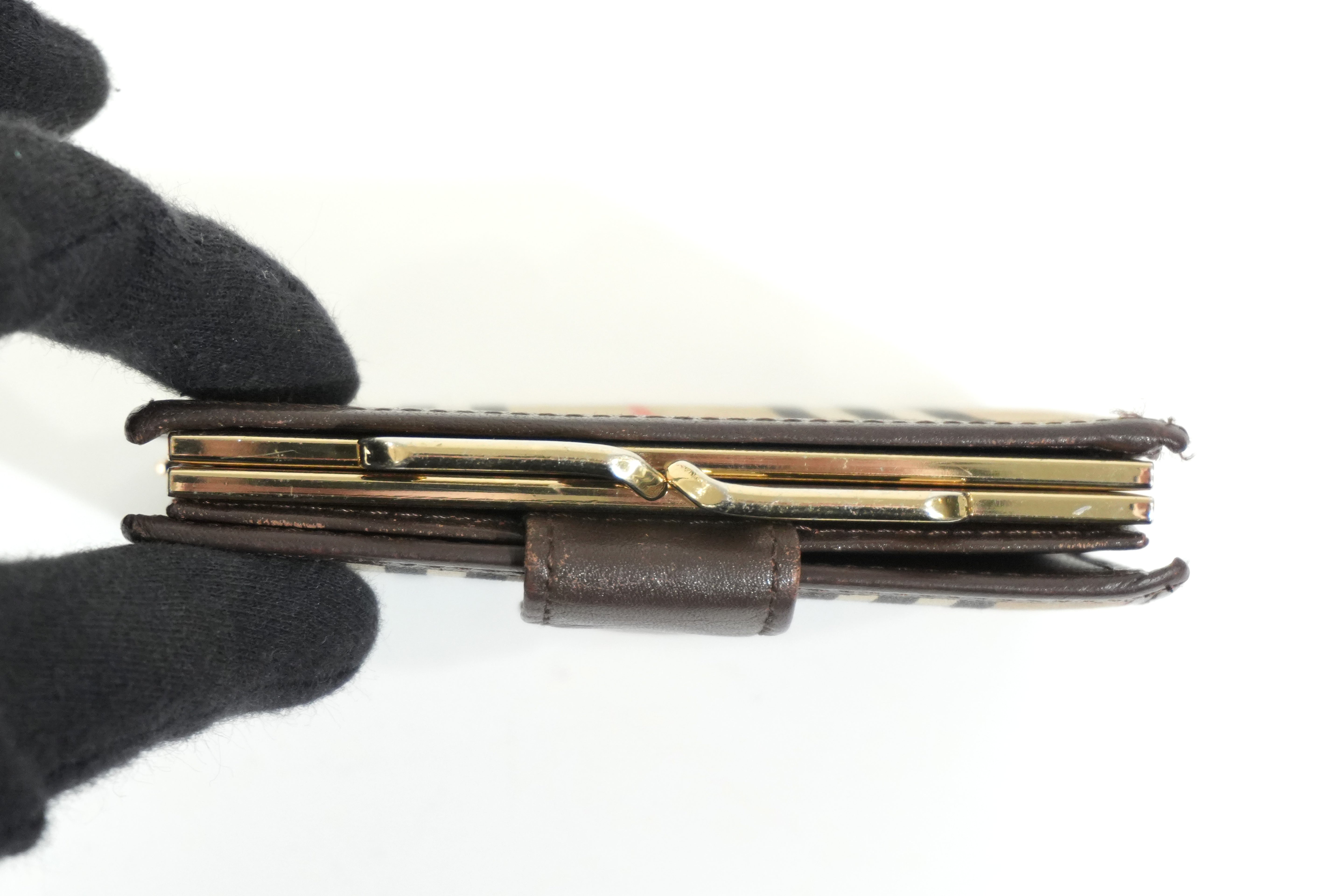 Pre-owned Burberry Haymarket Compact Wallet Brown