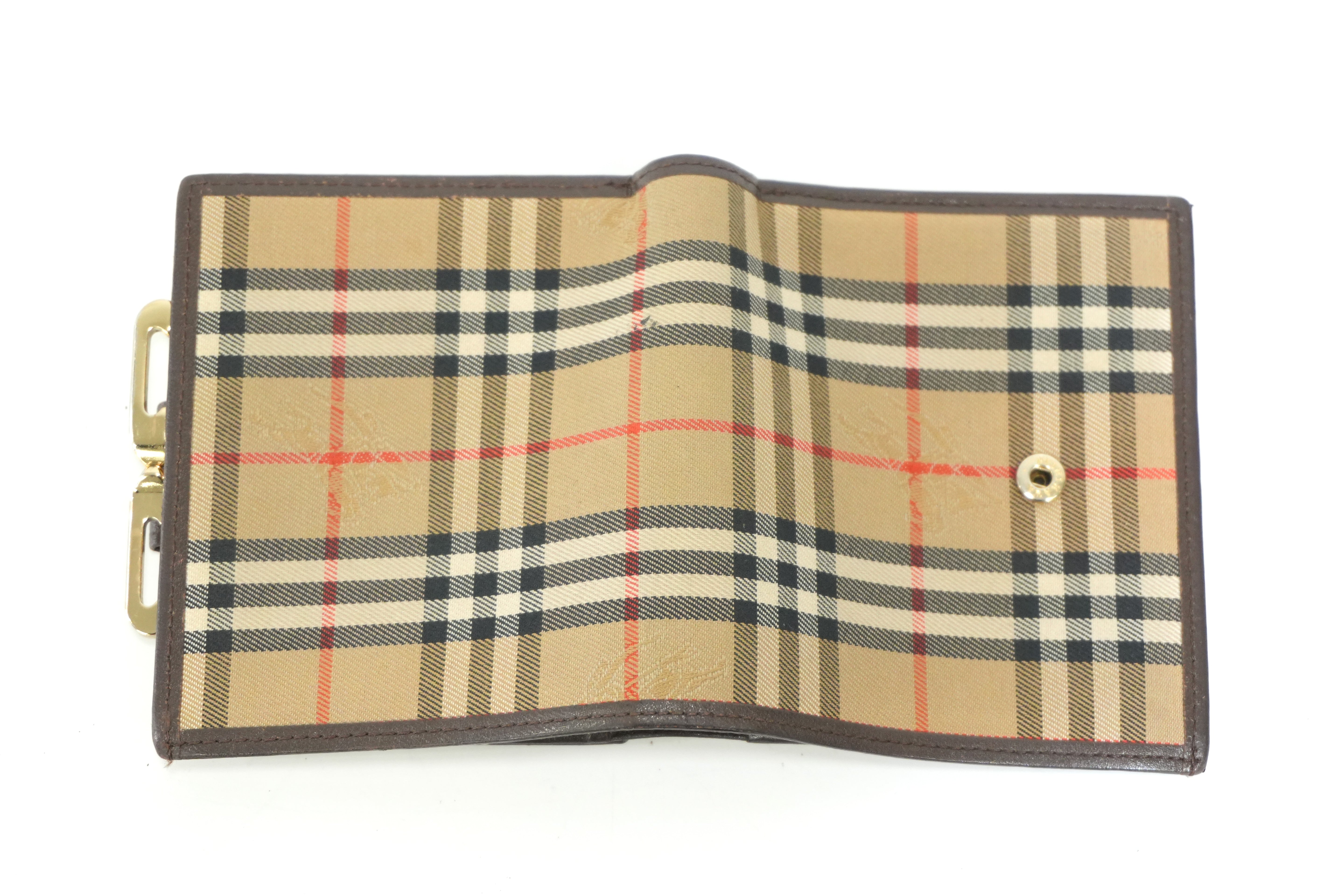 Pre-owned Burberry Haymarket Compact Wallet Brown