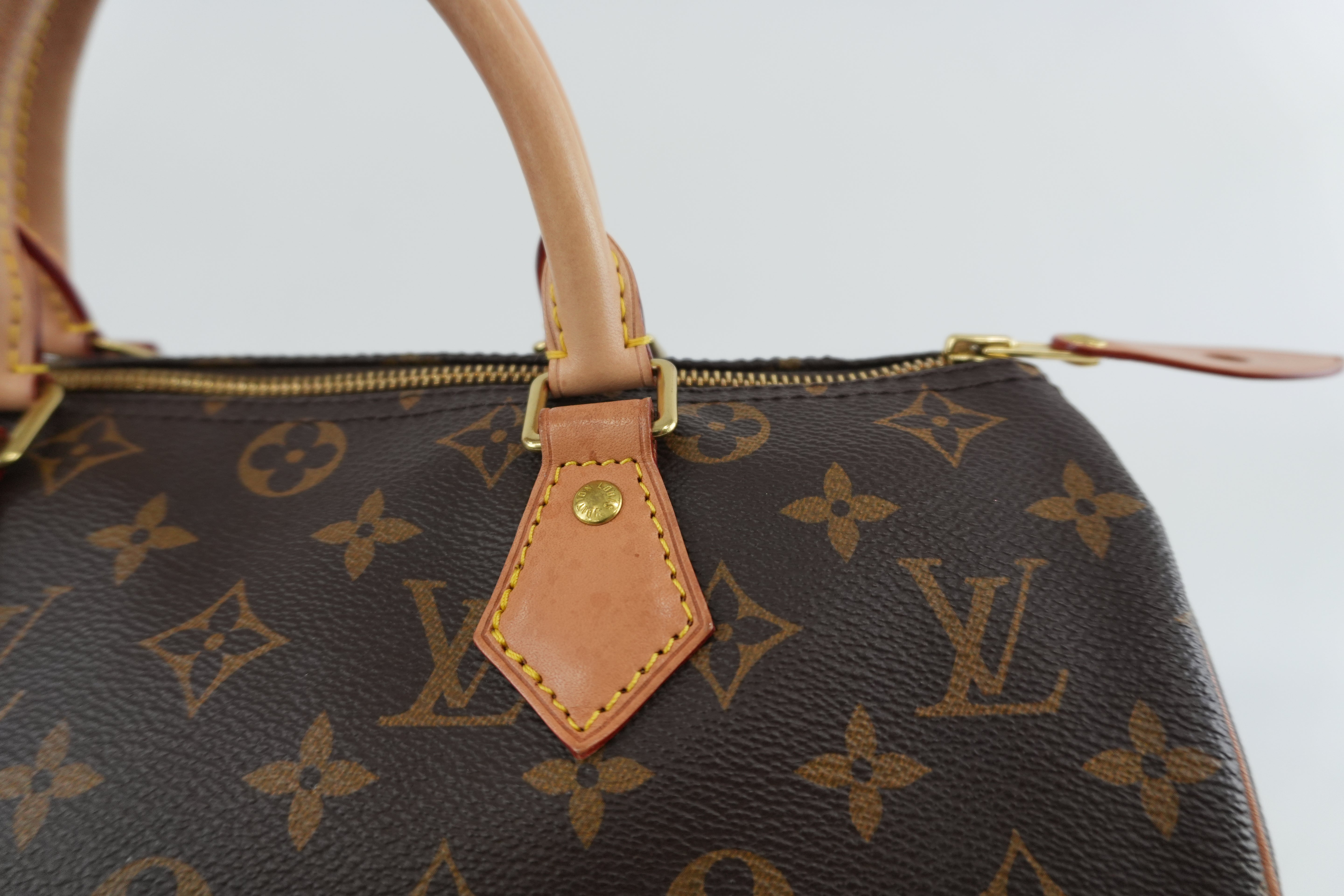 Louis Vuitton Monogram Speedy 30 Handbag Used