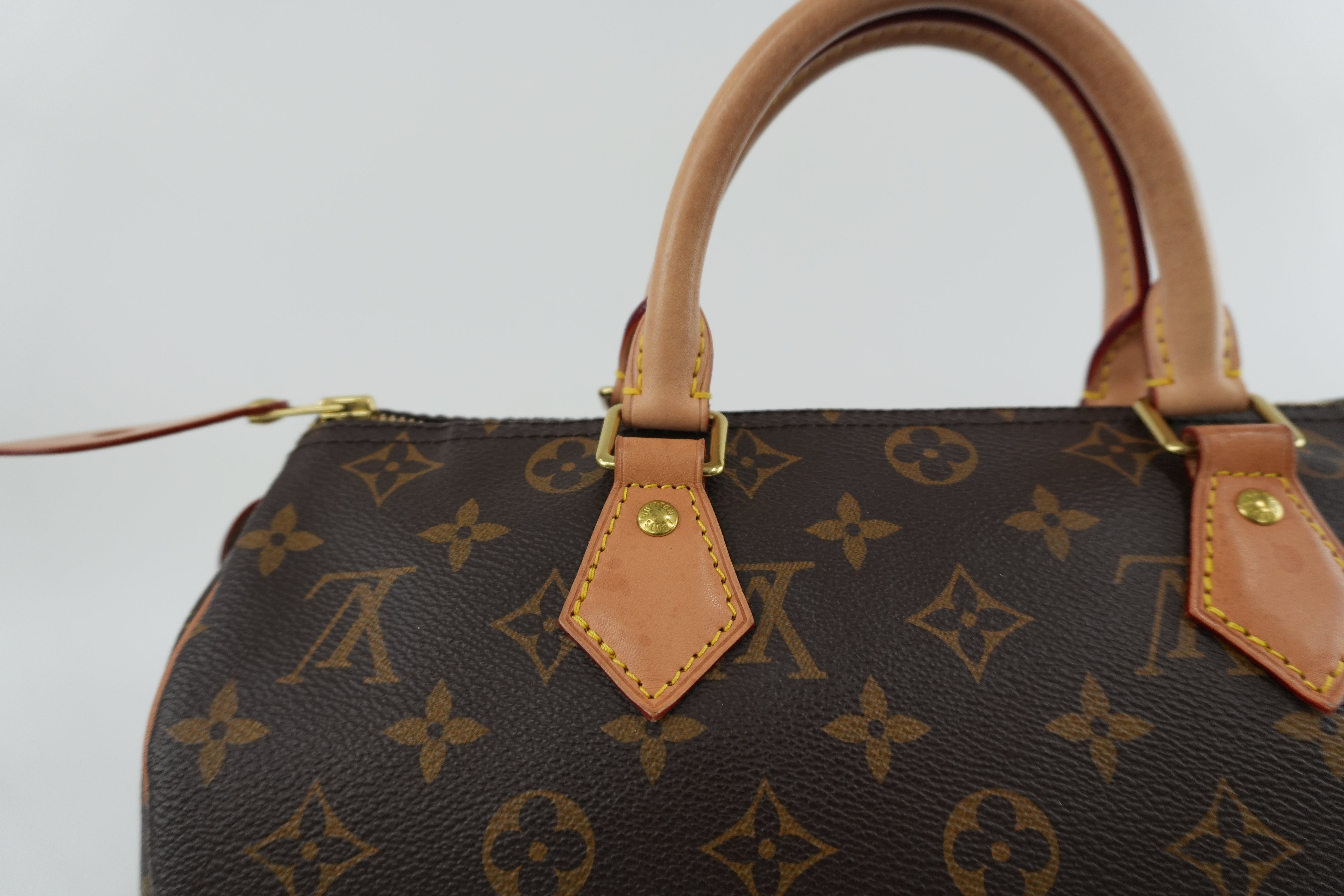 Louis Vuitton Monogram Speedy 30 Handbag Used