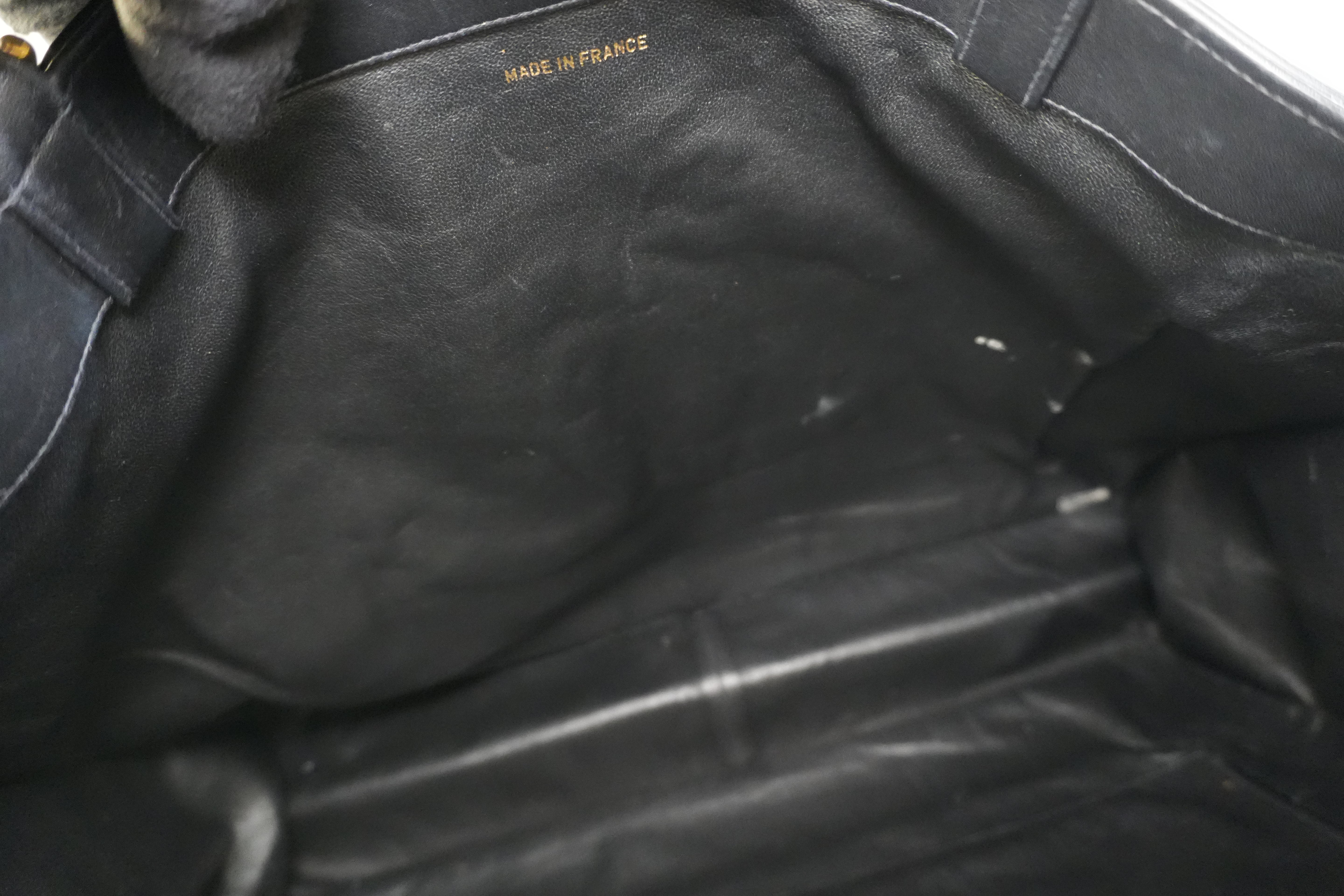 Pre-owned Chanel Lambskin Leather Chain Tote Bag Black