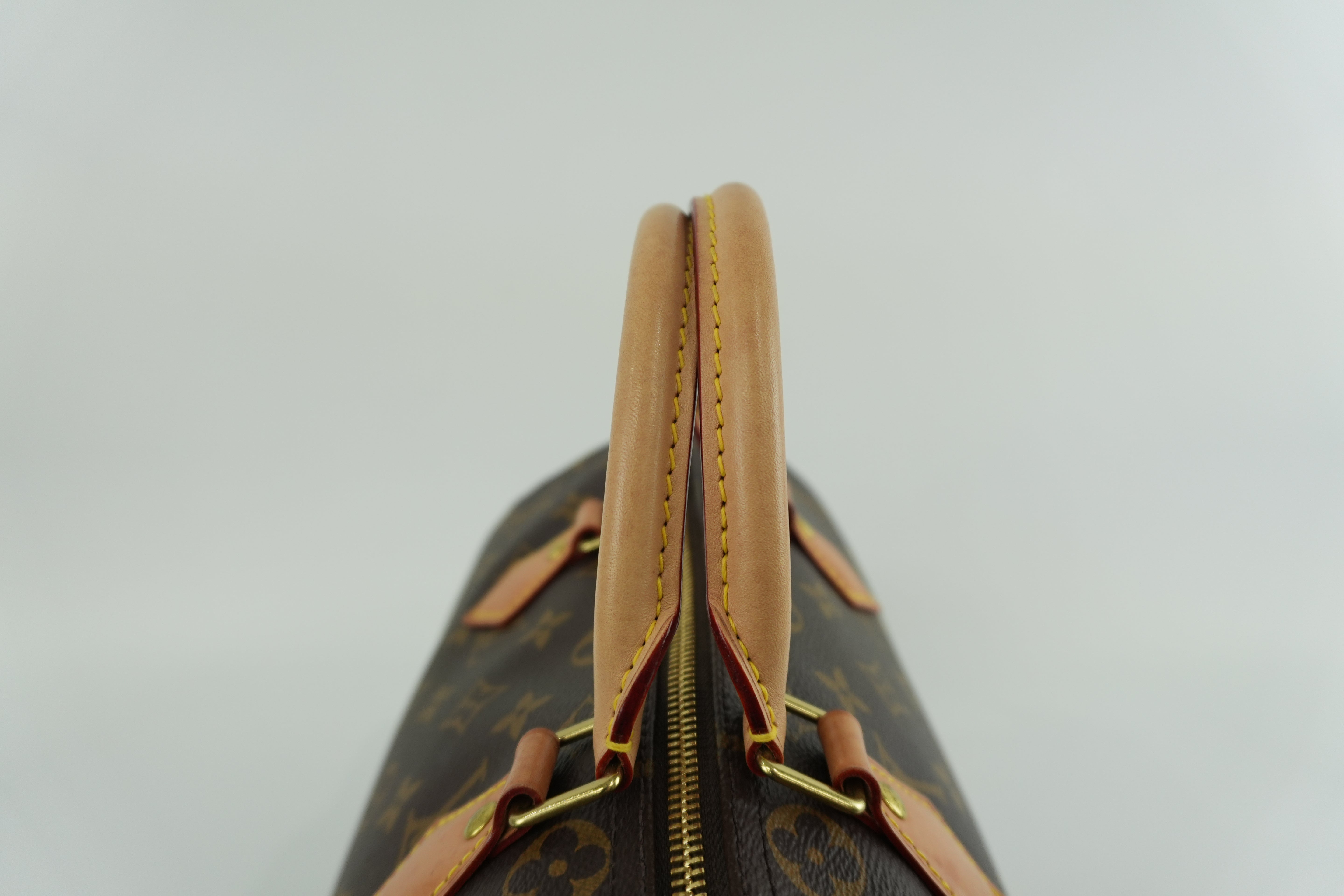 Louis Vuitton Monogram Speedy 30 Handbag Used