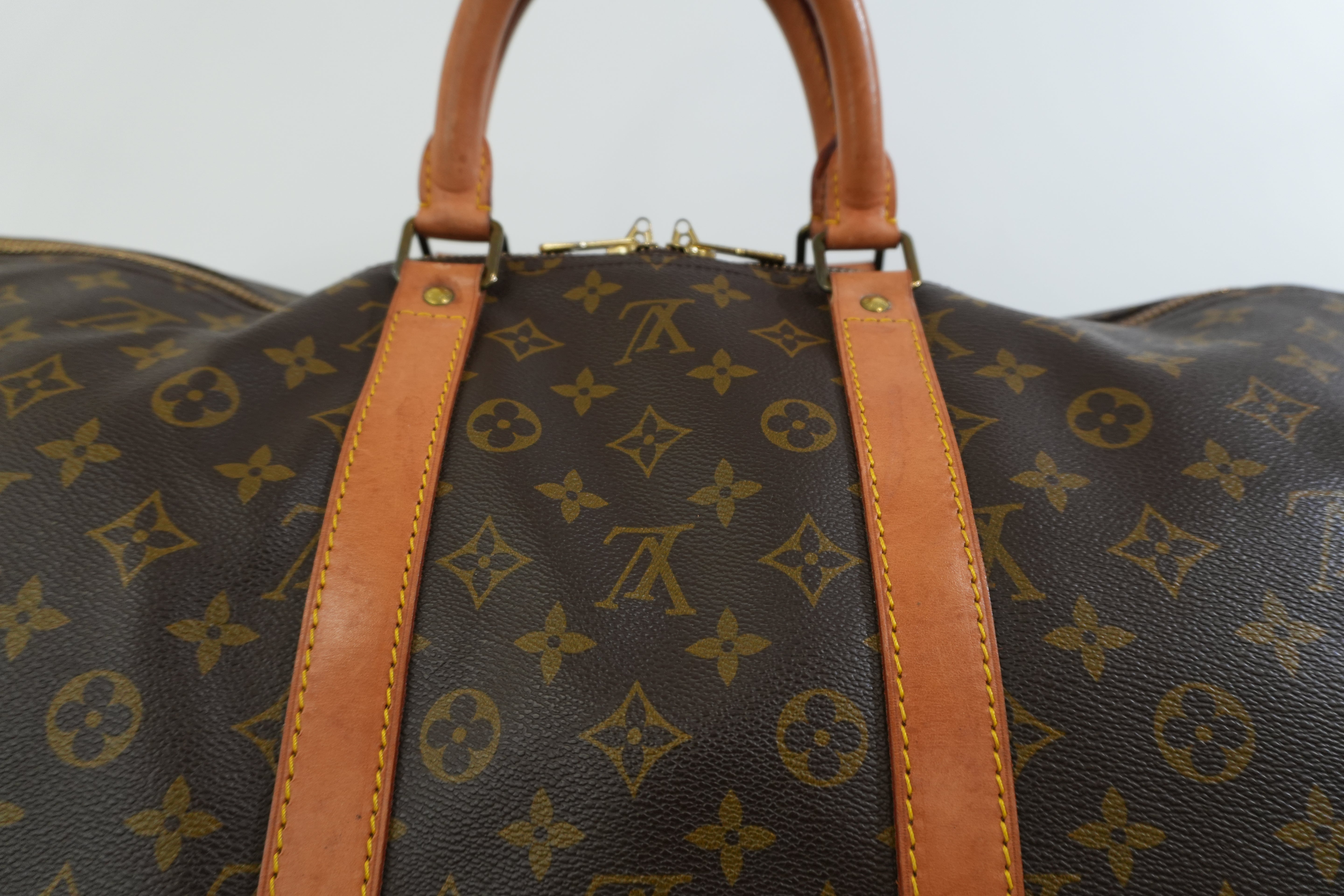 Pre-owned Louis Vuitton Monogram Keepall 55 Travel Bag