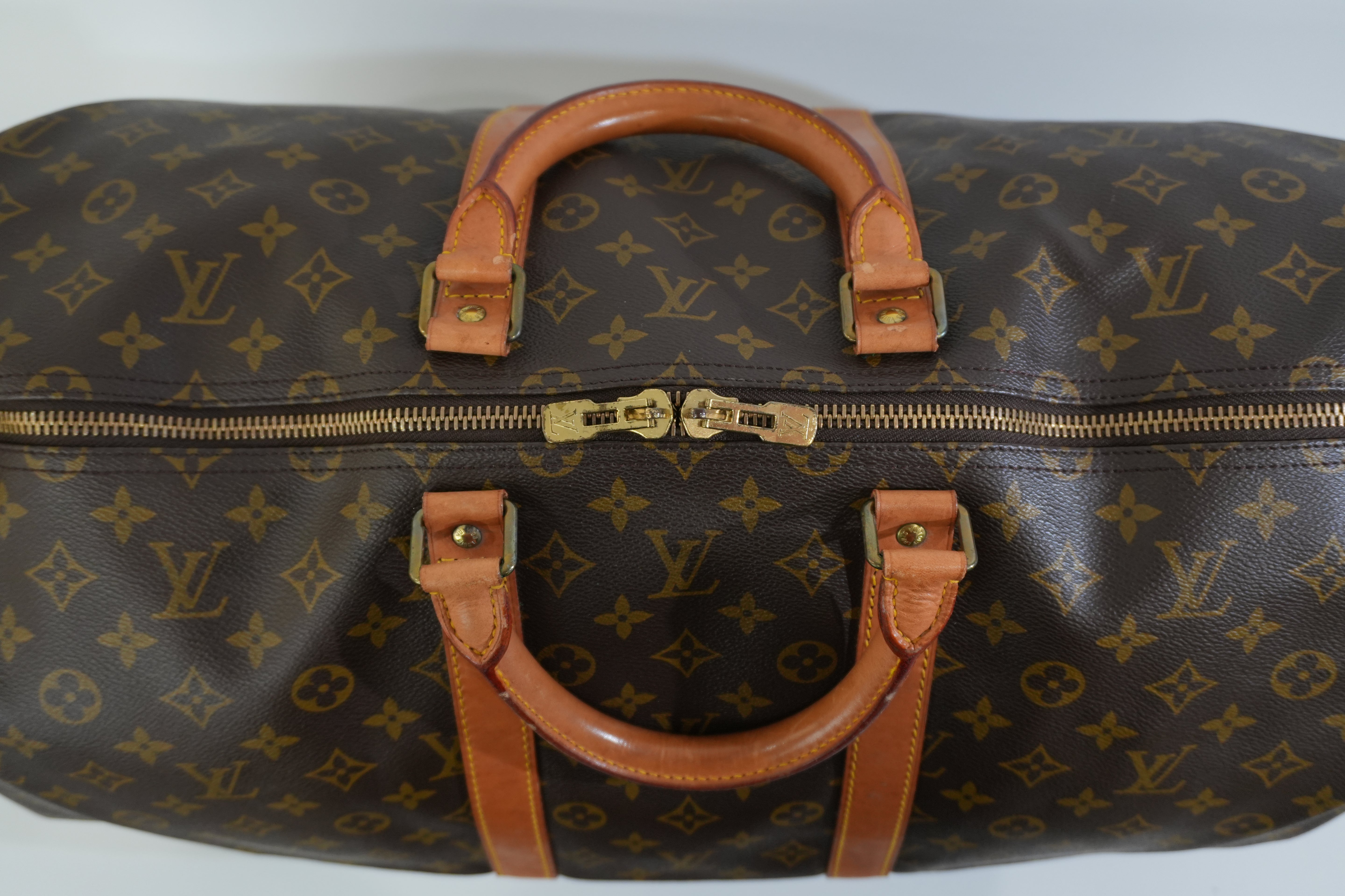 Pre-owned Louis Vuitton Monogram Keepall 55 Travel Bag