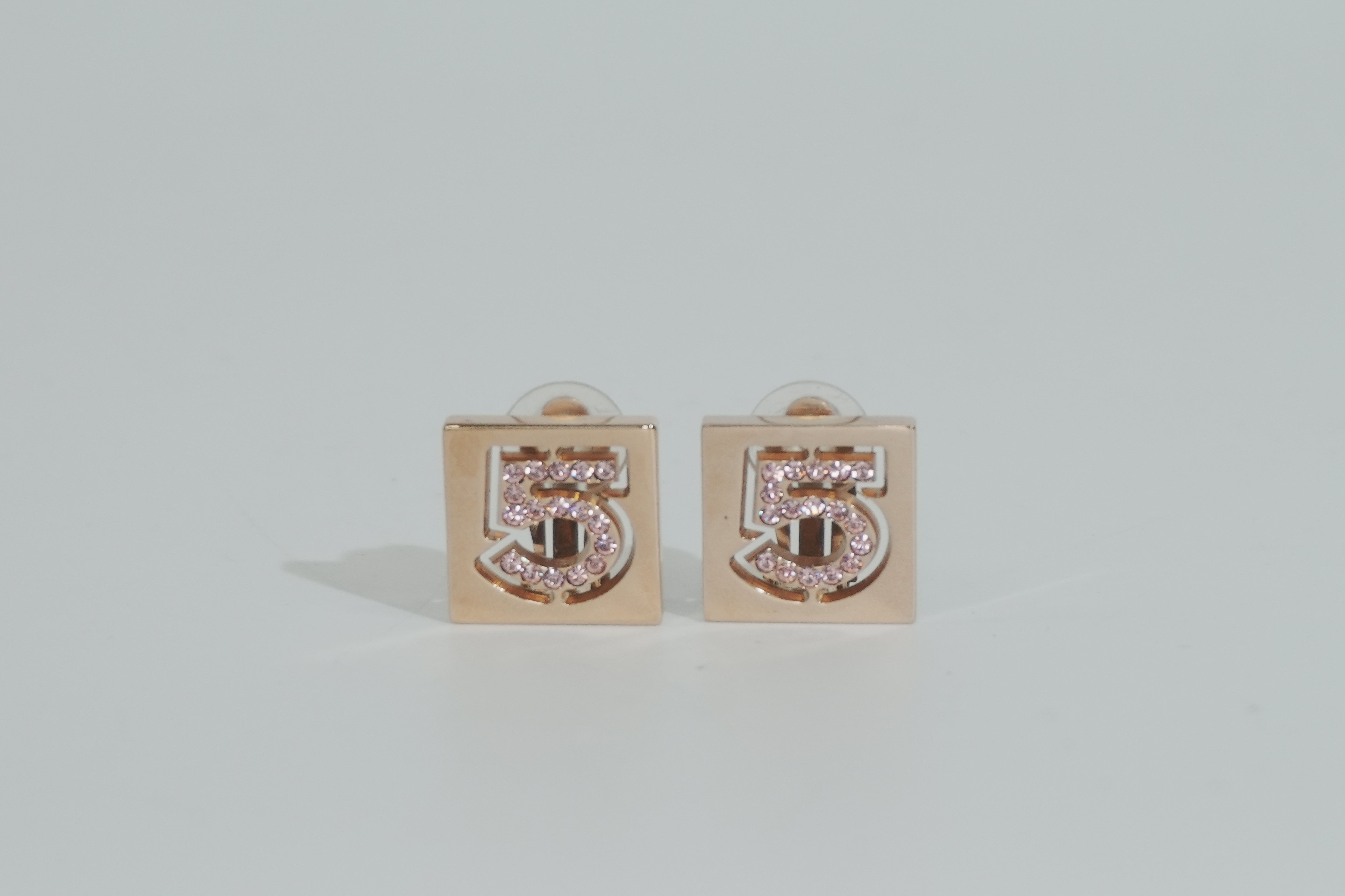 Pre-owned Chanel No. 5 Clip on Earrings Pink