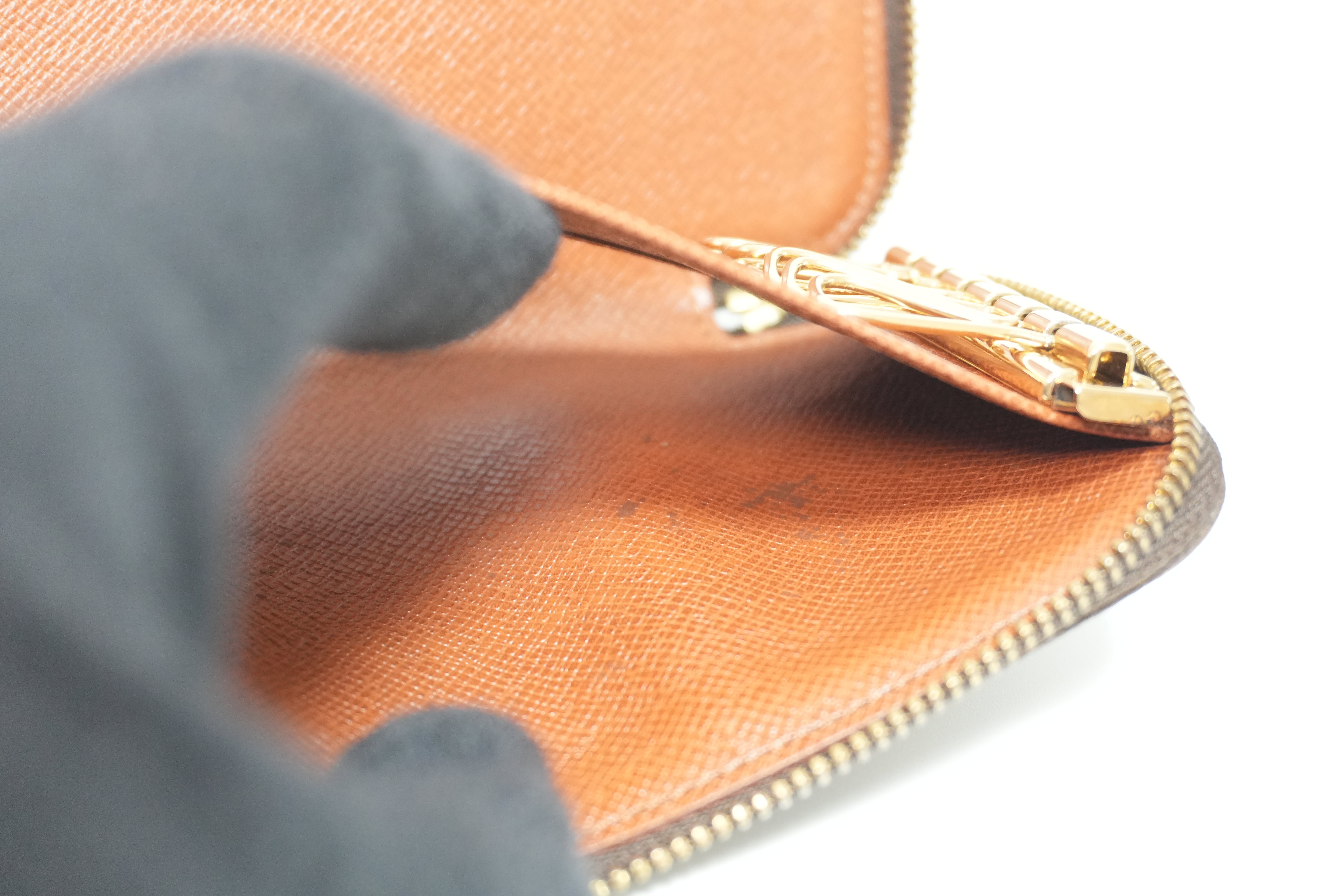 Louis Vuitton Monogram 6 Key Pochette Used