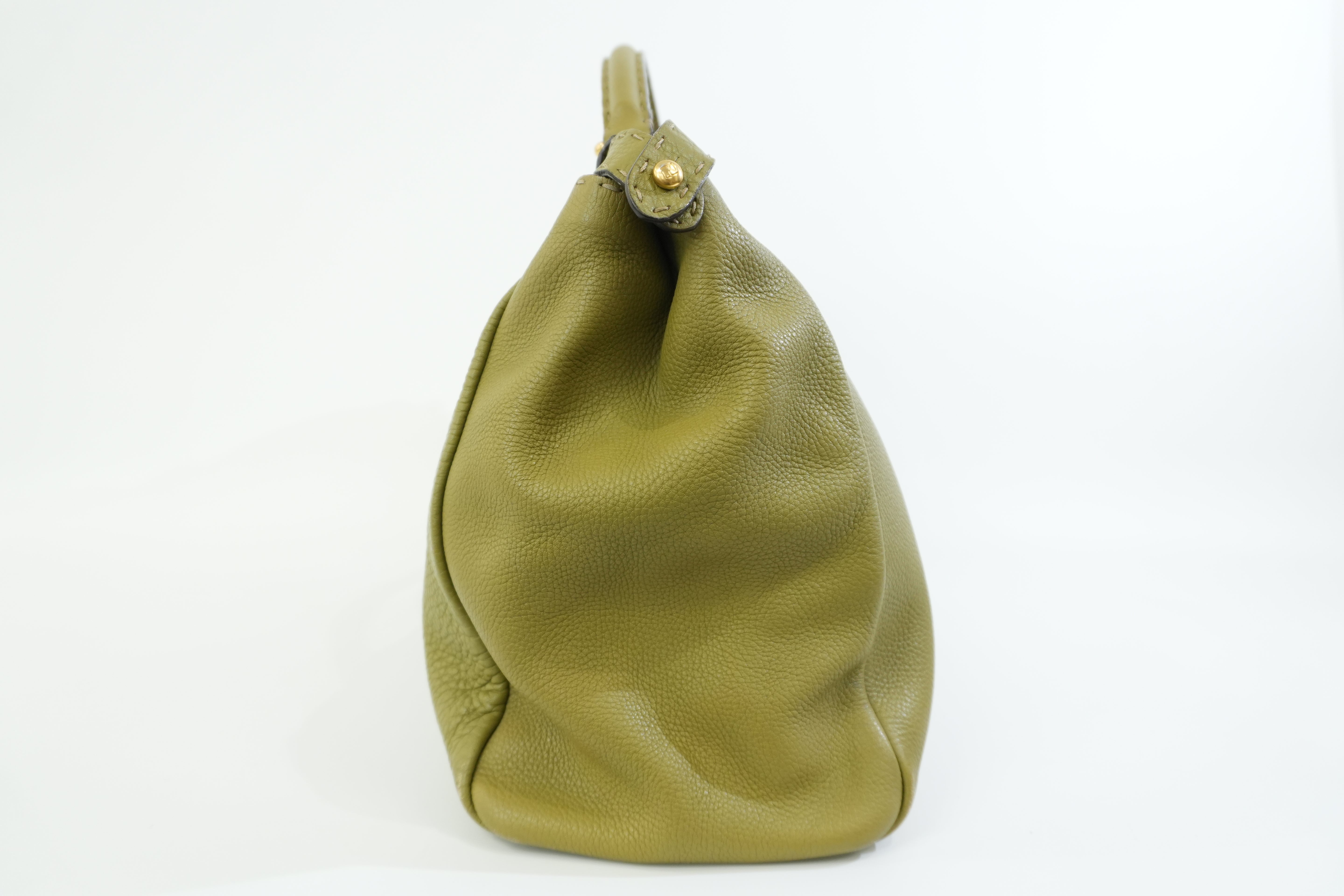 Pre-owned Fendi Calfskin Leather Peek a Boo Shoulder Bag Green