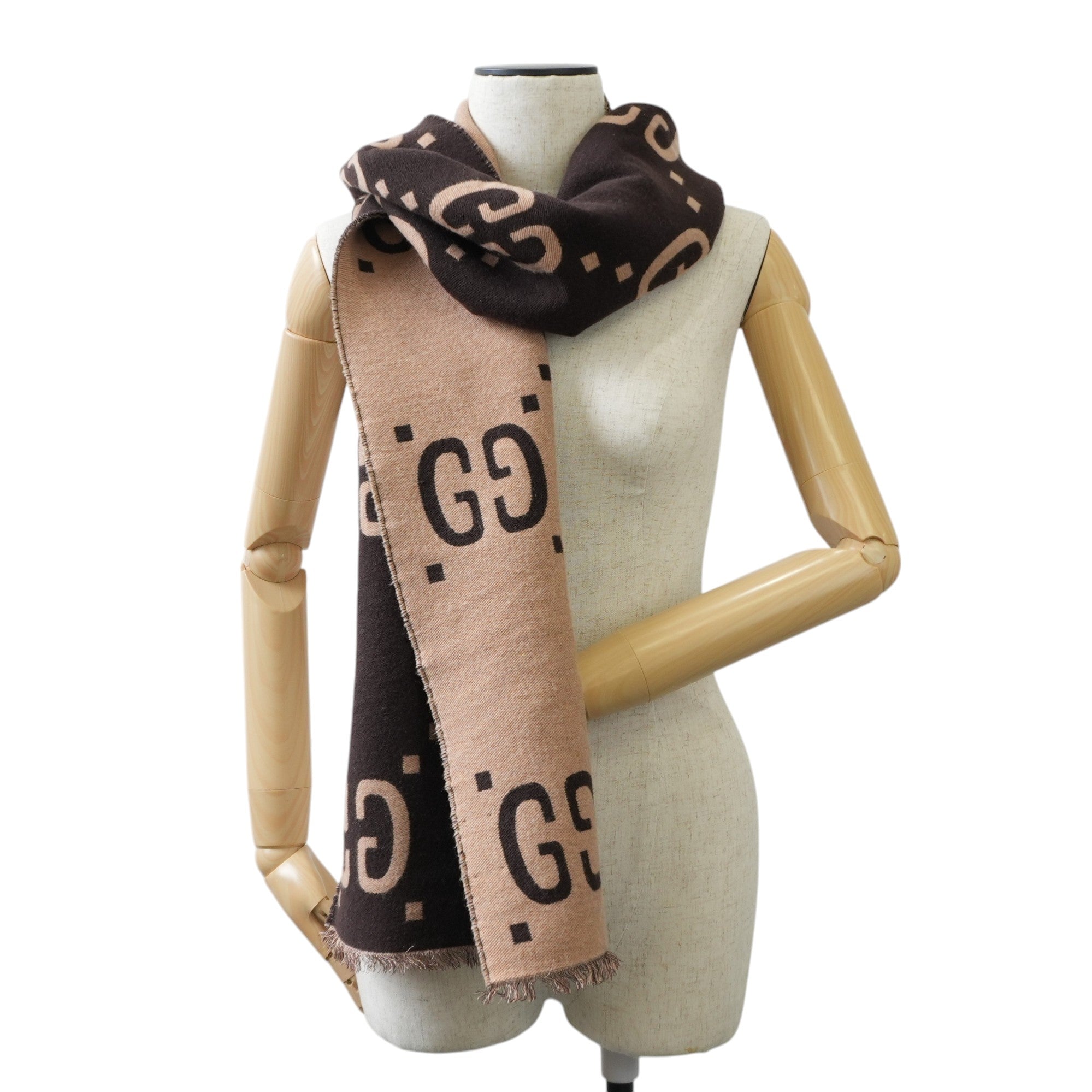 Pre-owned Gucci Jacquard Scarf