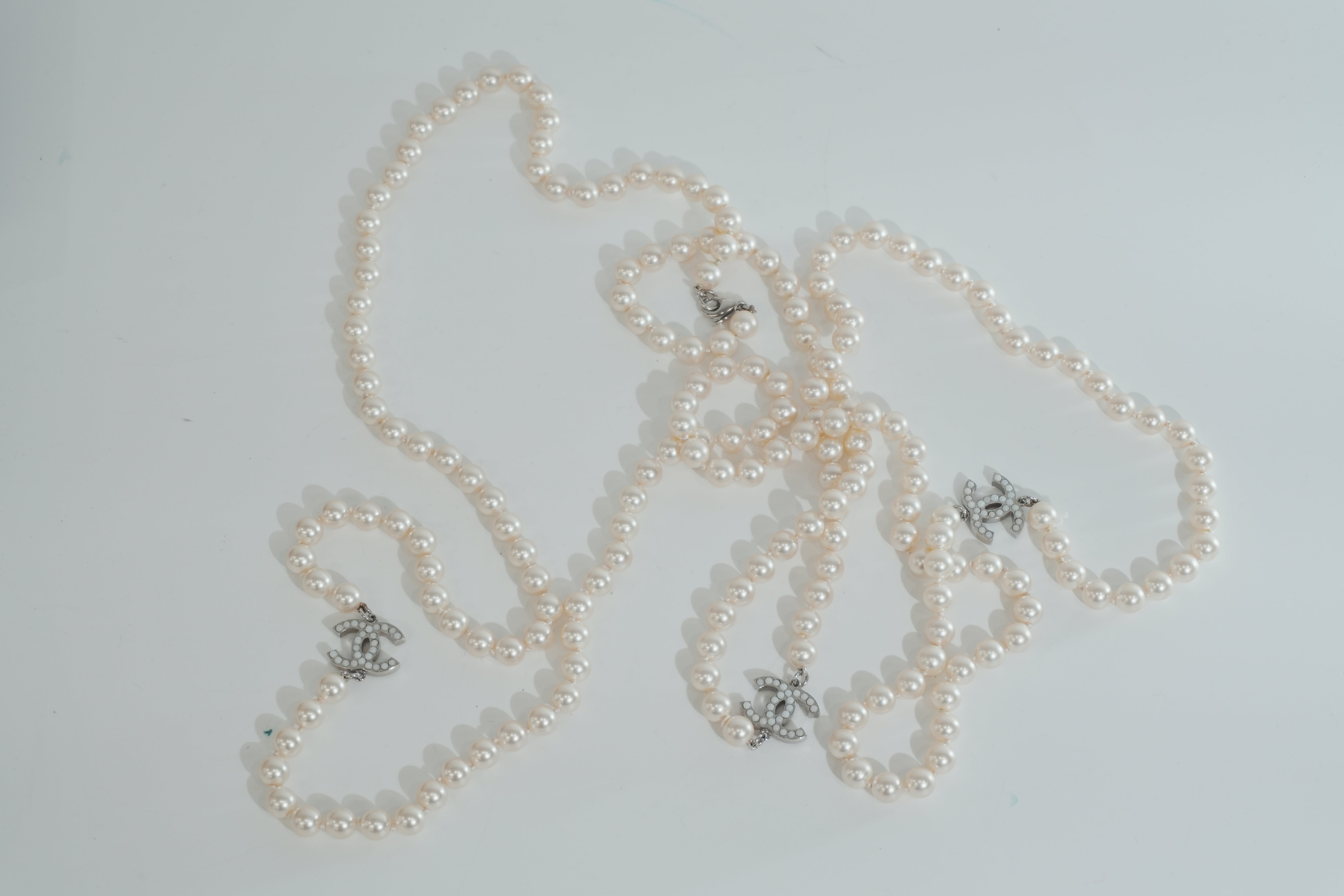 Pre-owned Chanel Imitation Pearl Necklace