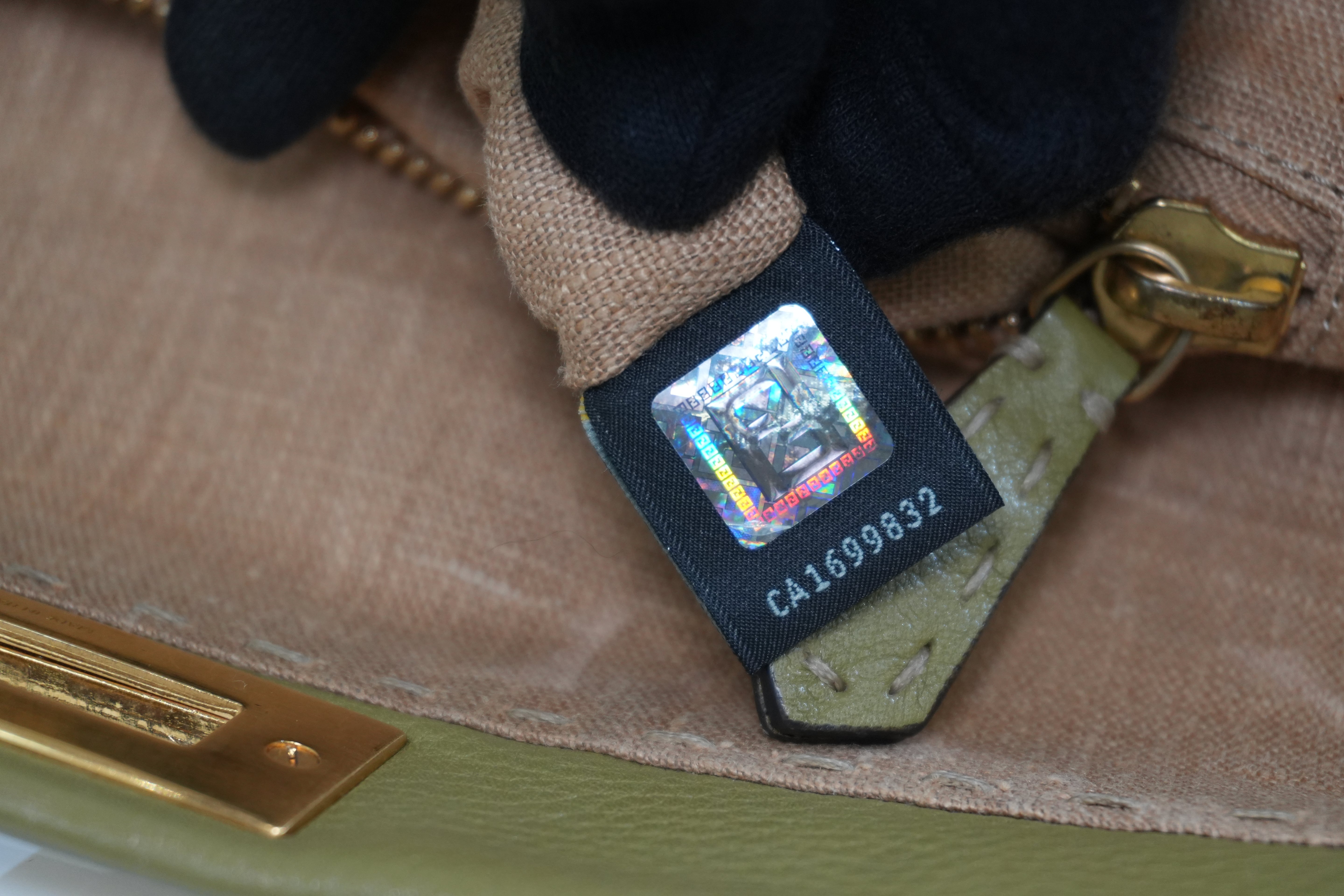 Pre-owned Fendi Calfskin Leather Peek a Boo Shoulder Bag Green