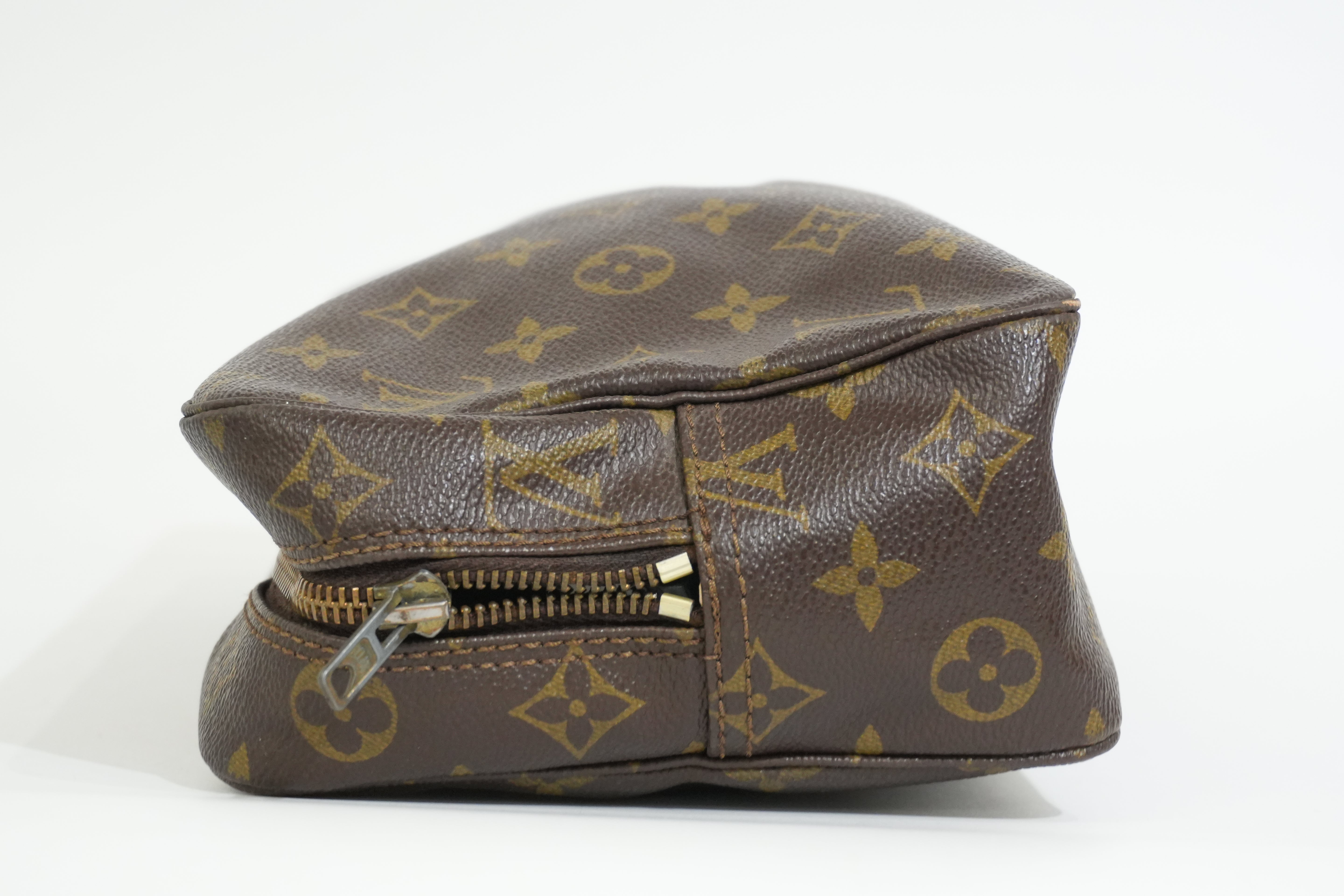 Pre-owned Louis Vuitton Monogram Trousse 28 Pouch