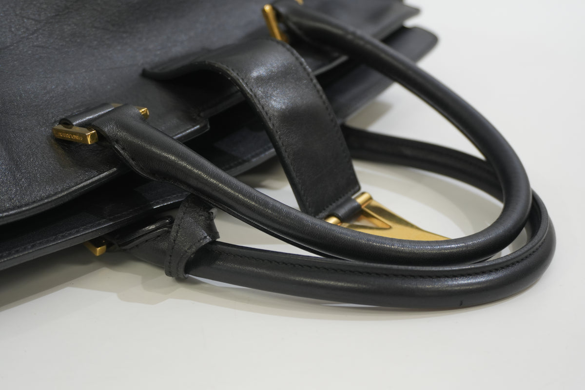 Pre-Owned Yves Saint Laurent Cabas Chyc Handbag Black