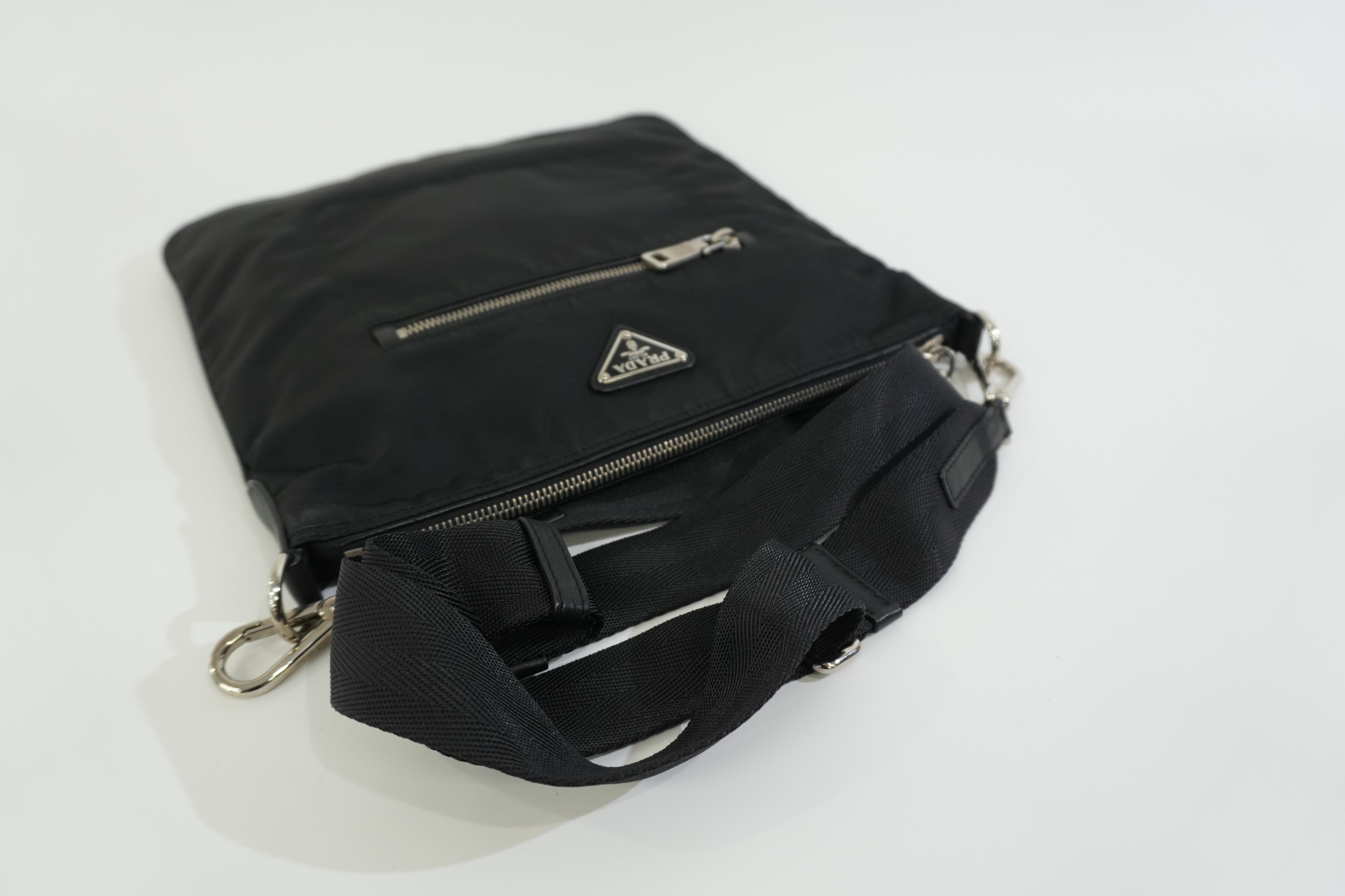 Pre-owned Prada Nylon Crossbody Bag Black
