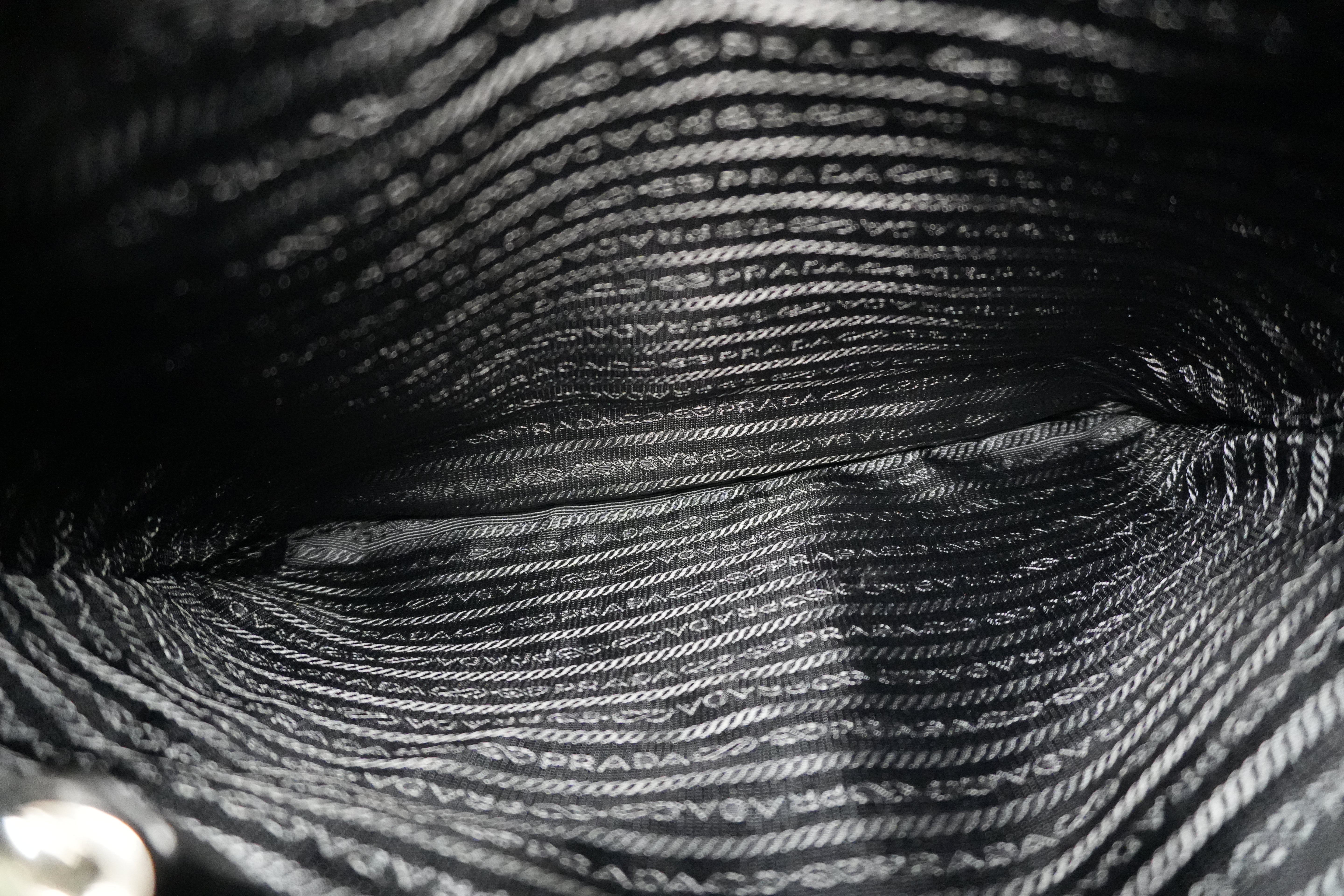 Pre-owned Prada Nylon Crossbody Bag Black