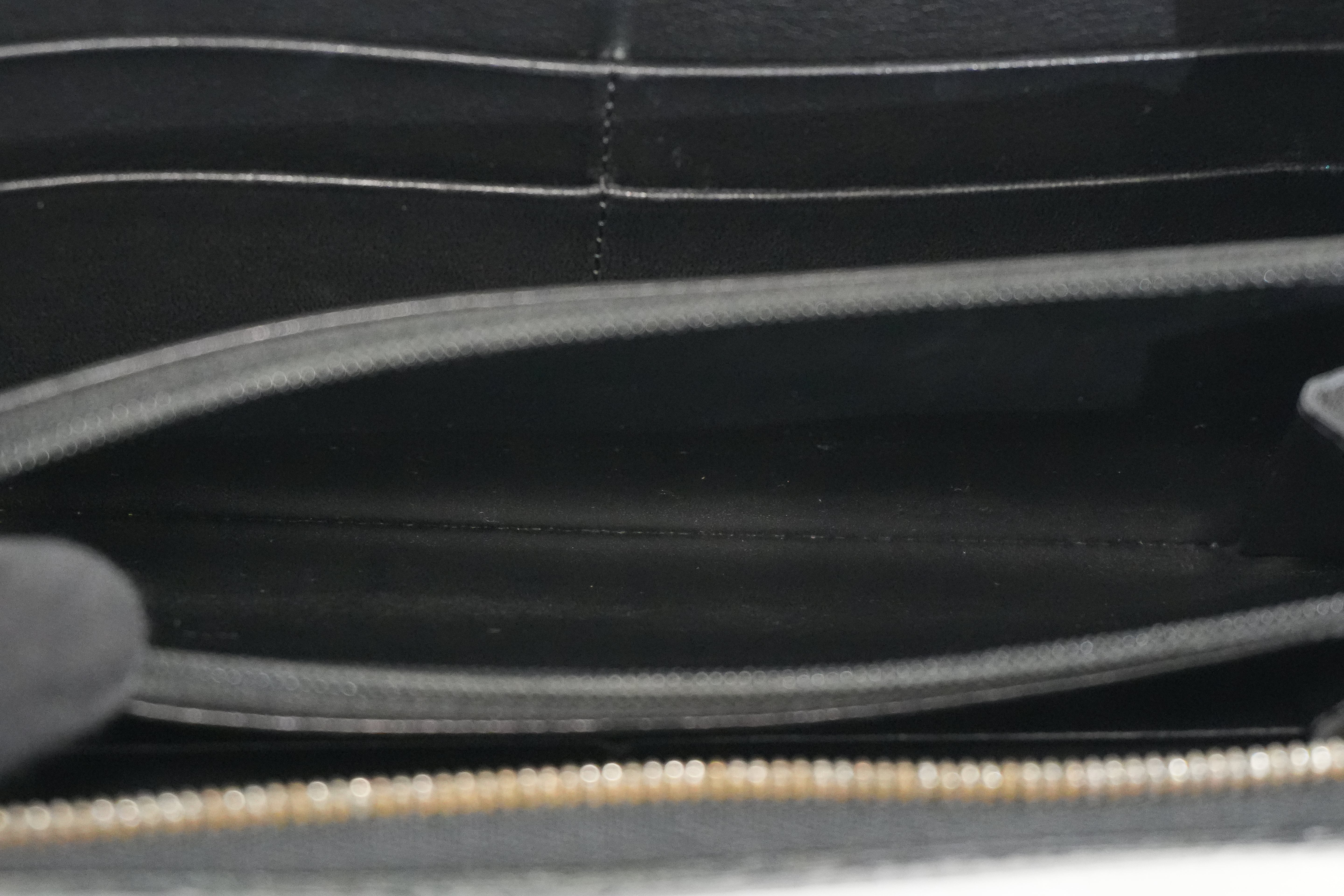 Pre-owned Cartier Zippy Long Wallet Black